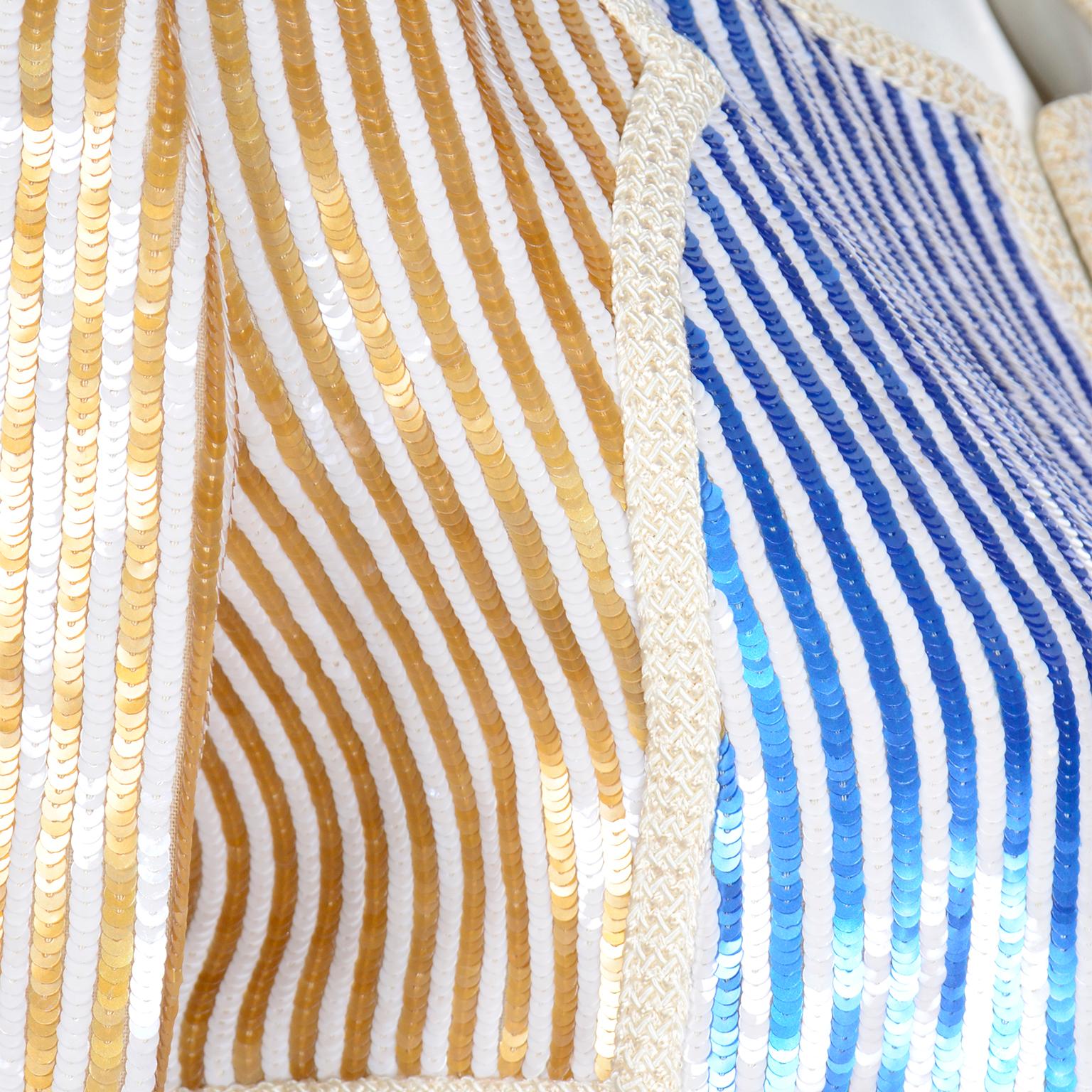 Bill Blass Goldblaue & elfenbeinfarbene Mini-Pailletten-Jacke mit Paillettenbesatz in Kurzform im Angebot 3