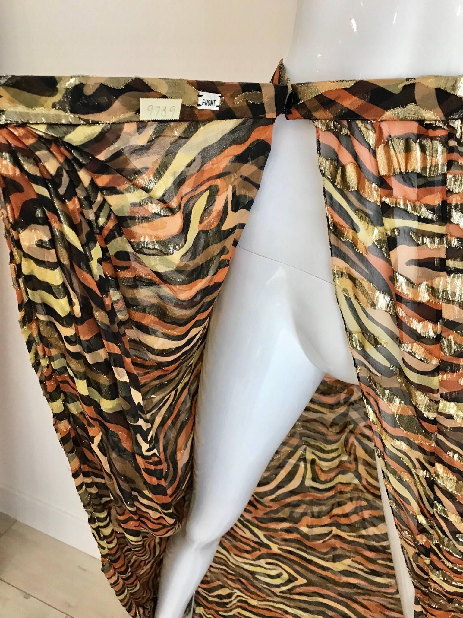 Vintage Bill Blass Gold Metallic Animal Print Silk Lamè Wrap Skirt In Excellent Condition In Beverly Hills, CA