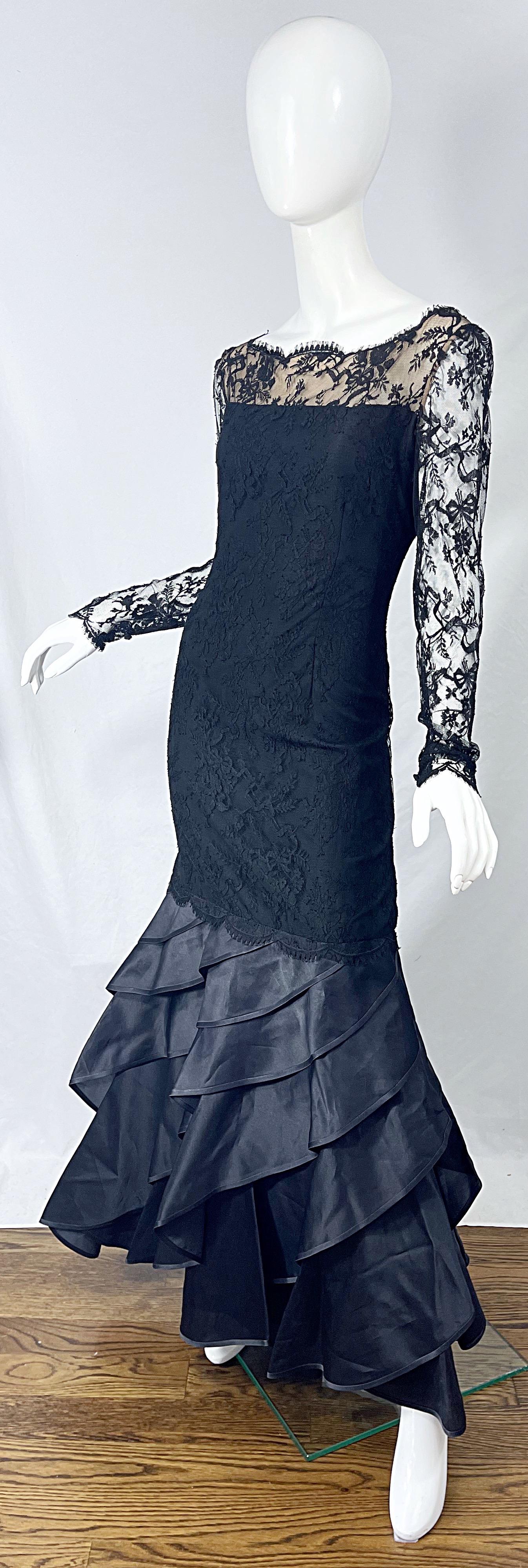 Women's Vintage Bill Blass Size 10 12 Black Chantilly Silk Satin Lace 1990s Evening Gown For Sale