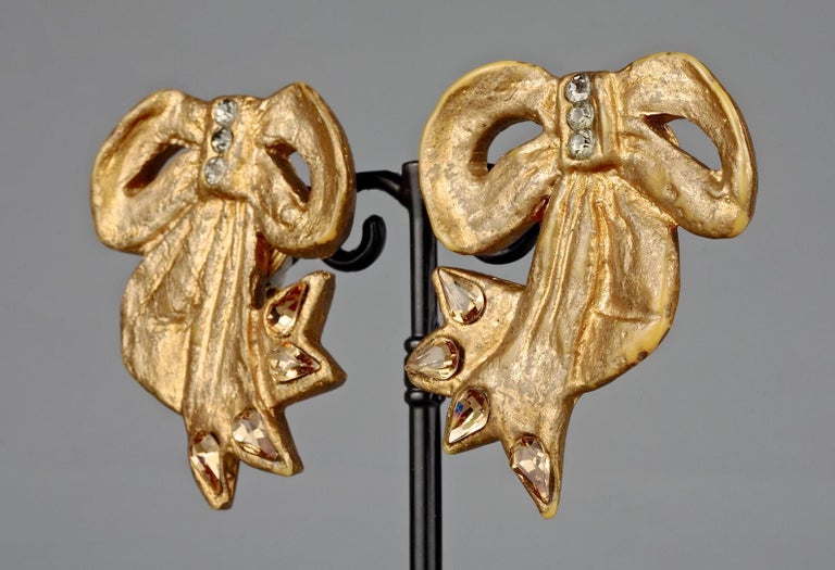 Vintage BILLY BOY SURREAL Bijoux French Ribbon Earrings For Sale at 1stDibs