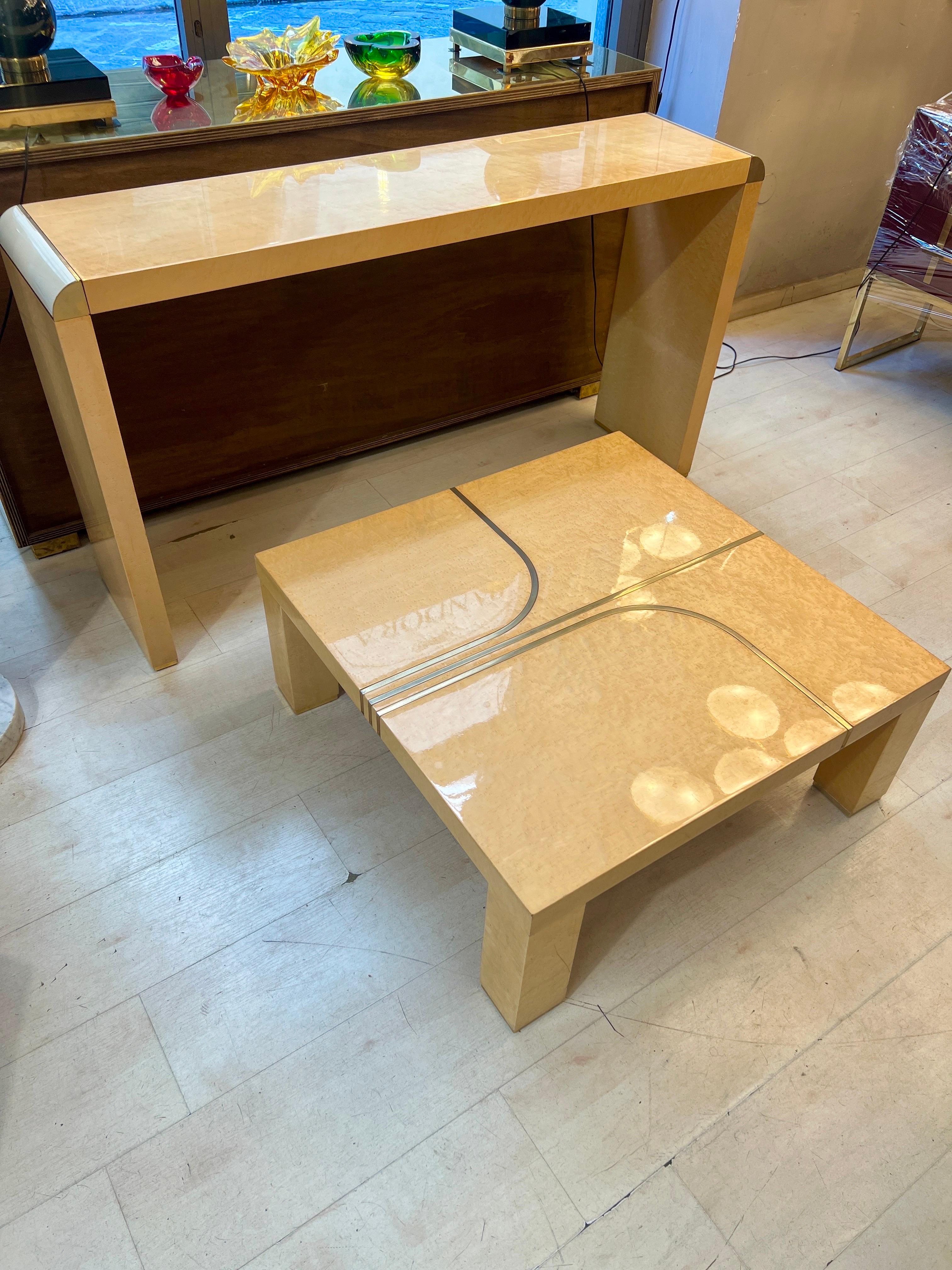 Console vintage in radica di betulla con intarsi in ottone, 1970 in vendita 11