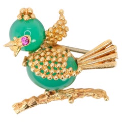 Vogelbrosche aus Gelbgold mit Chrysopras und Rubin