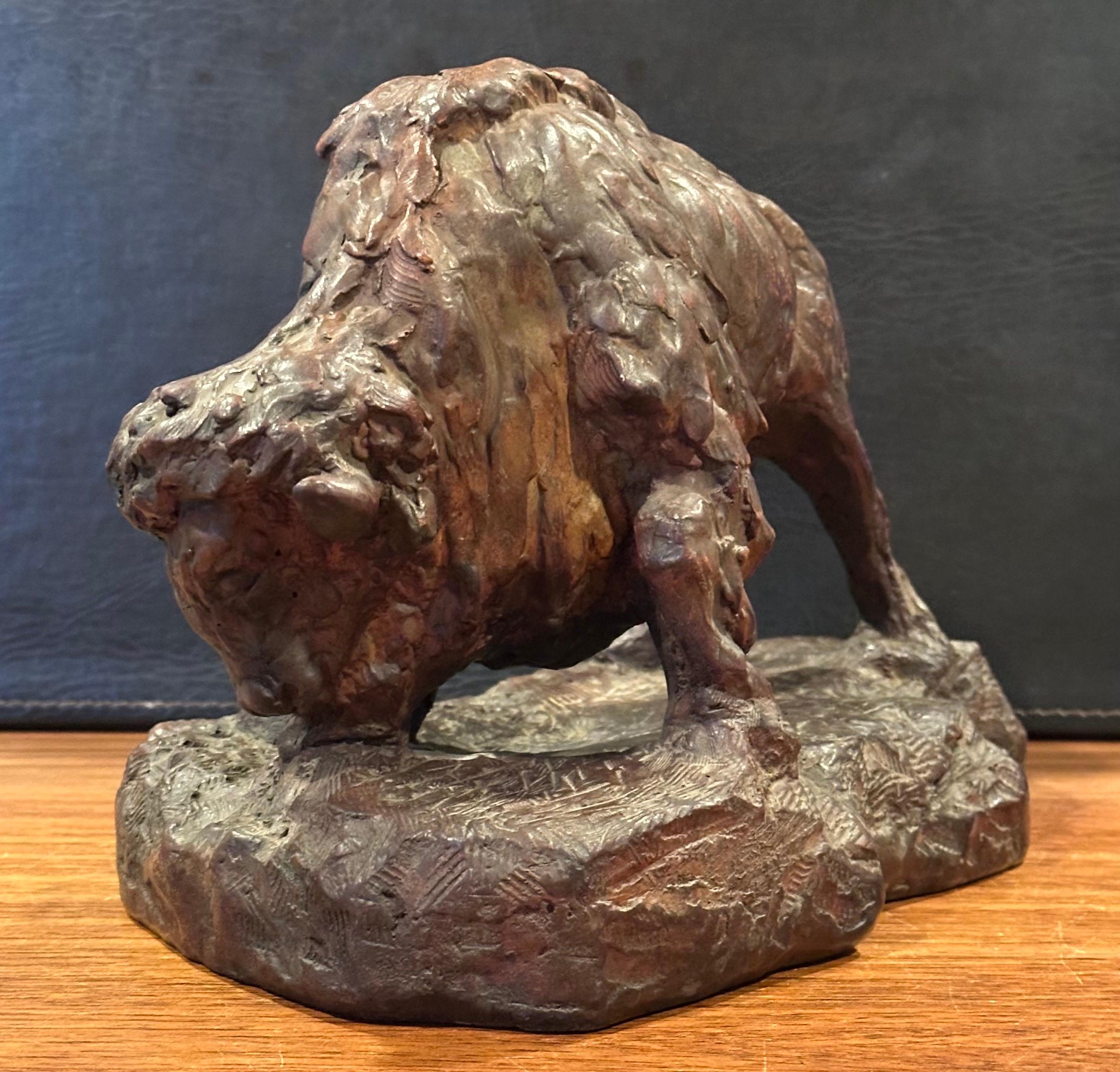 Bisonte Vintage /  Escultura de búfalo al estilo de Attila Tivadar en venta 4