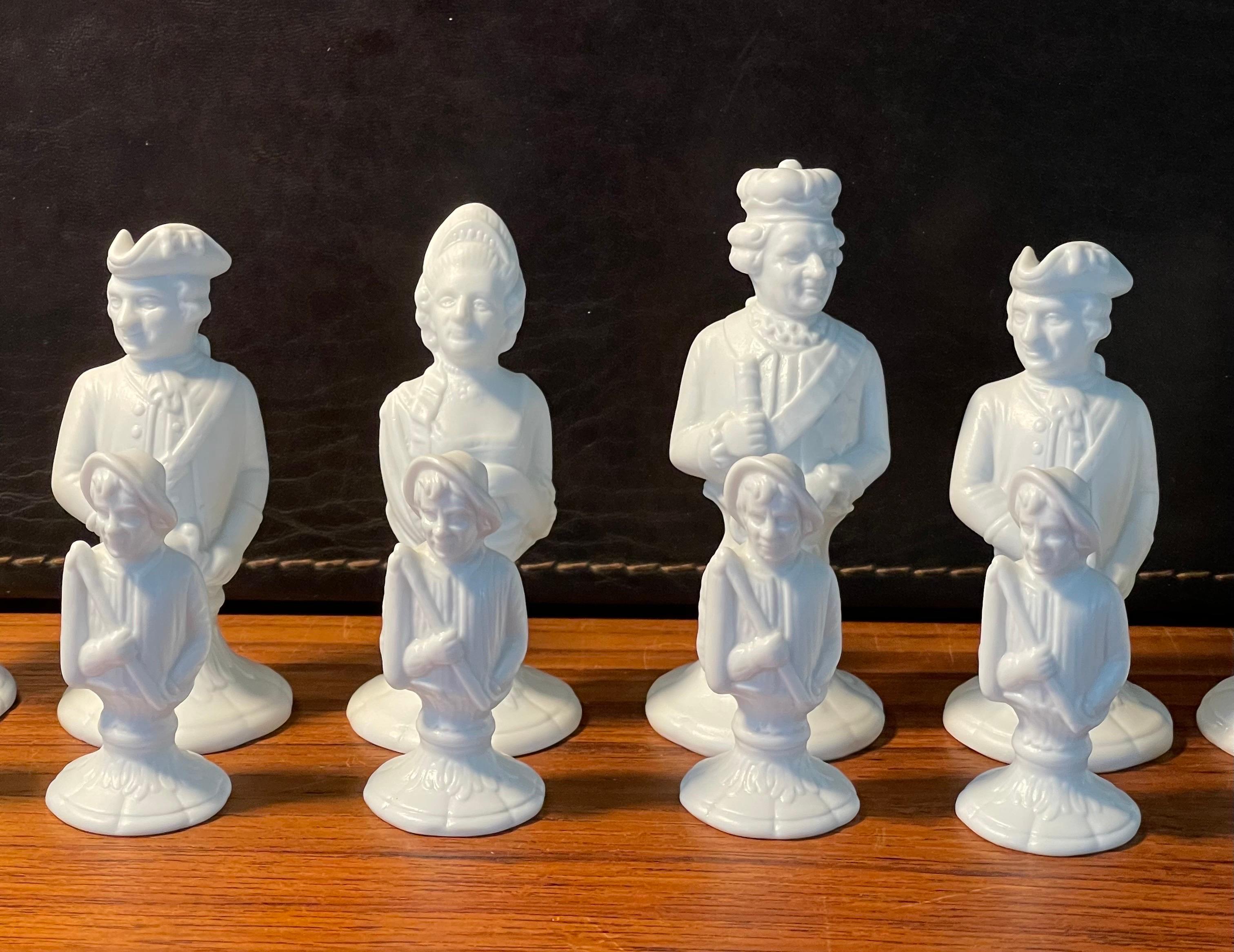 Vintage Bisque Porcelain Chess Set with Etched Glass Board by Furstenberg  For Sale 2