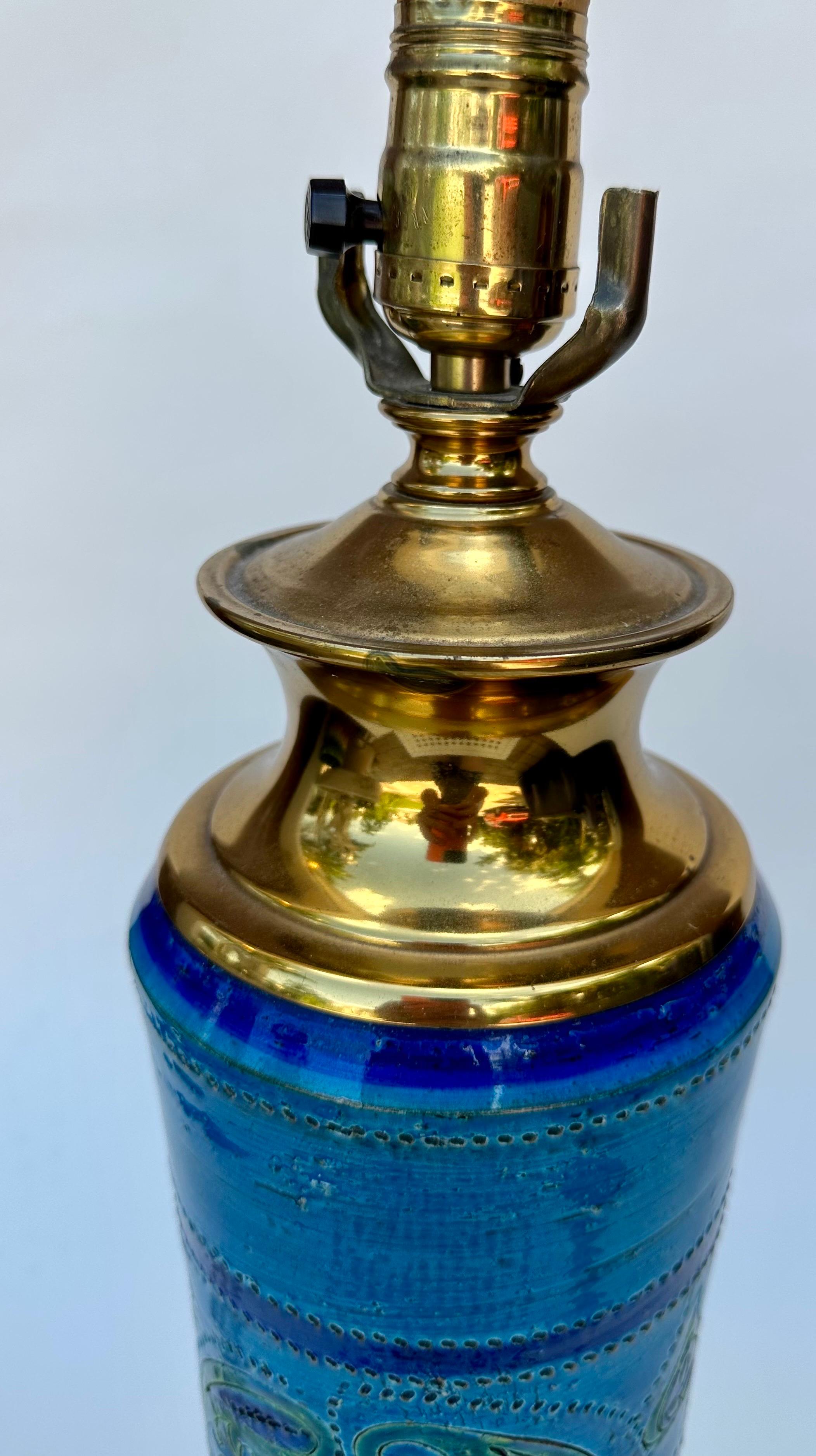 Lámpara de mesa vintage Bitossi Rimini Azul Cerámica moderna de mediados de siglo Raymor siglo XX en venta
