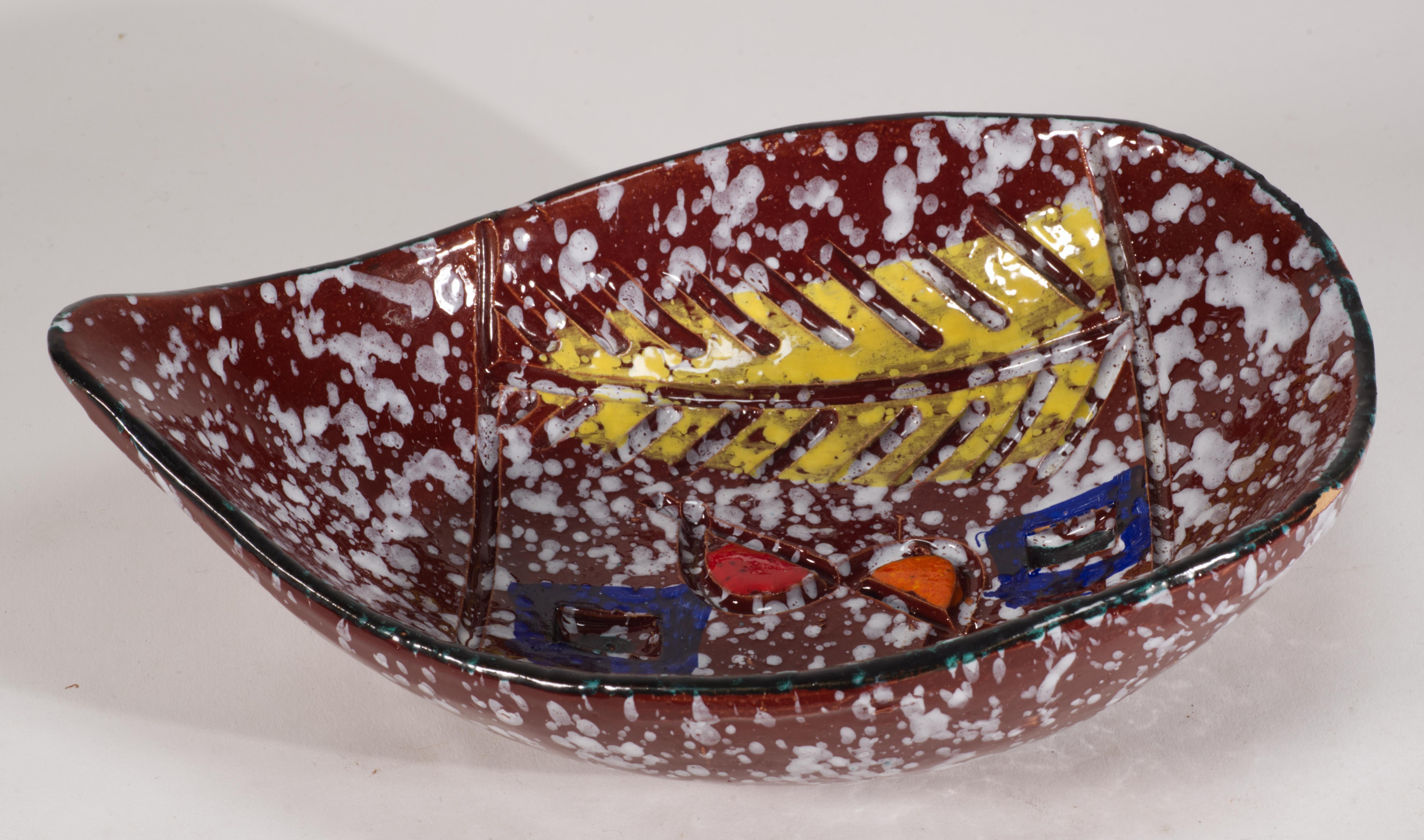 20ième siècle Bol ovale vintage Bitossi Sgraffito Majolica attrayant en vente