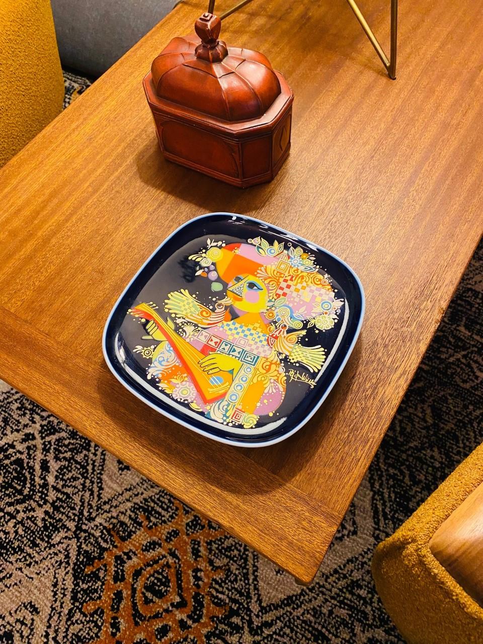 Vintage Bjorn Wiindblad Decorative Plate 1001 Nights Lute Player Plate For Sale 2