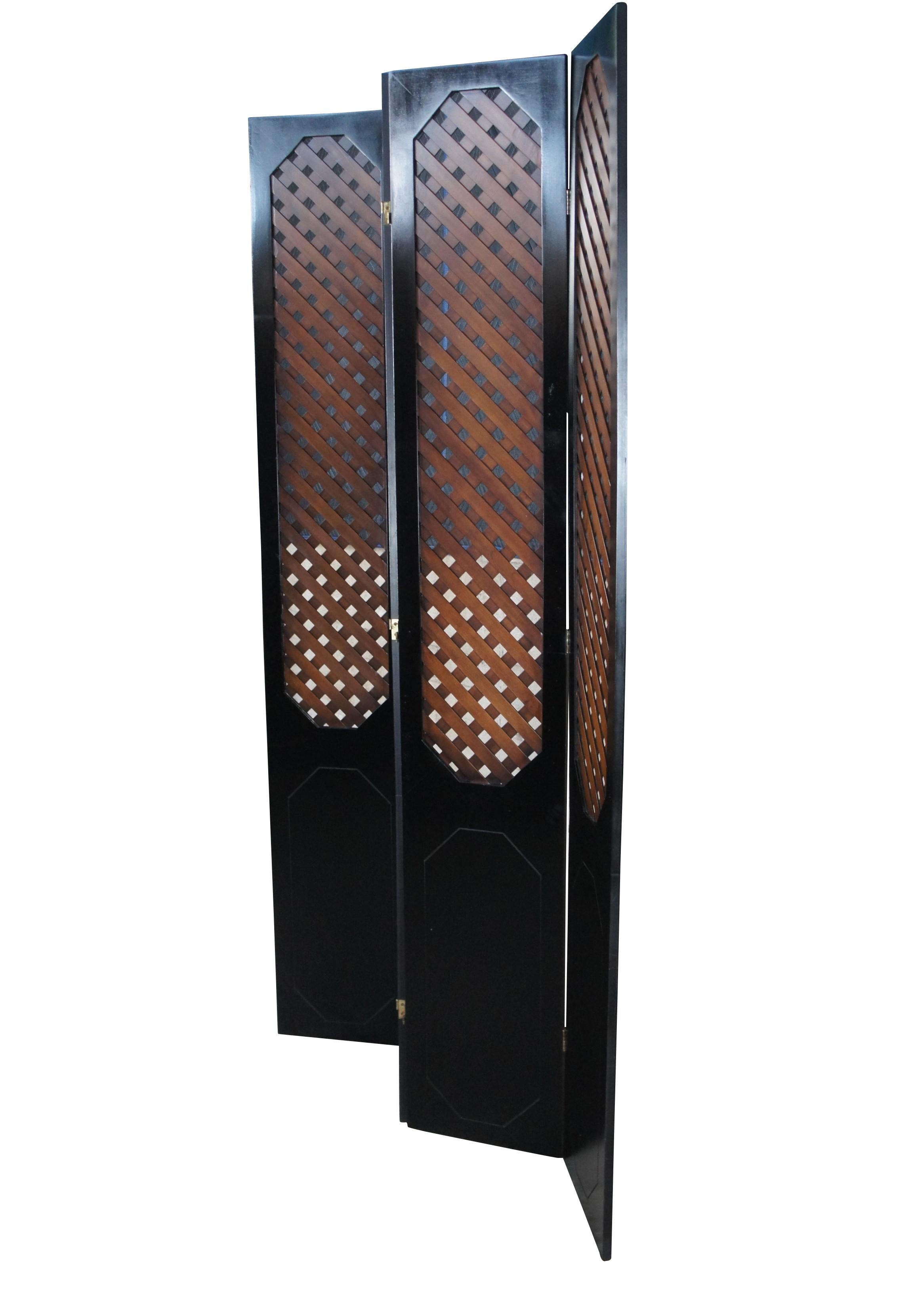 Vintage black painted folding room divider screen featuring four panels with wood lattice design. 

Dimensions:
90.h