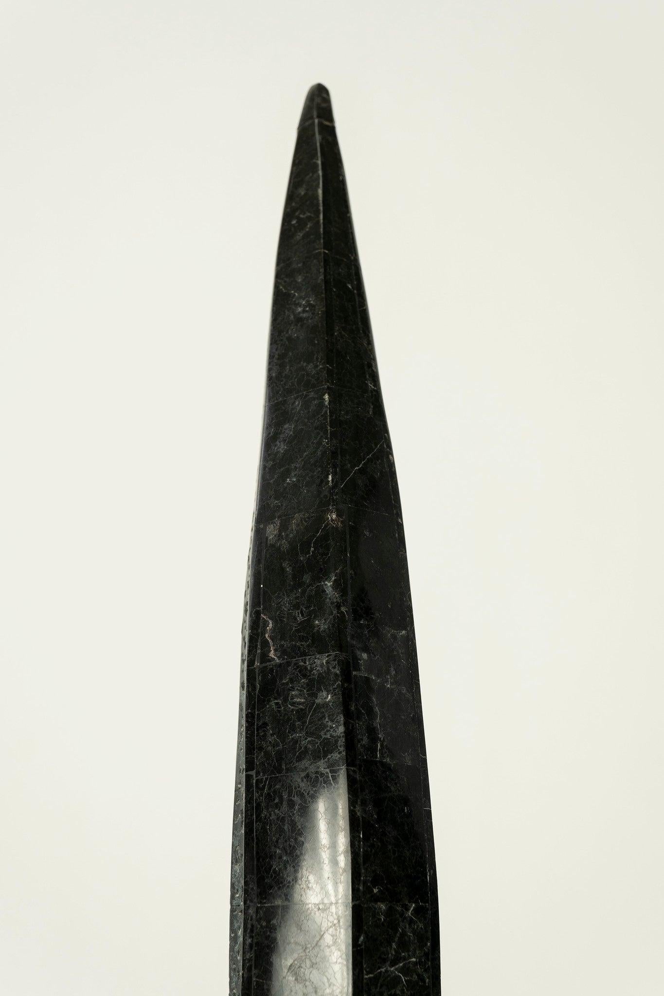 Pietra Scultura astratta nera vintage in pietra tessellata in vendita