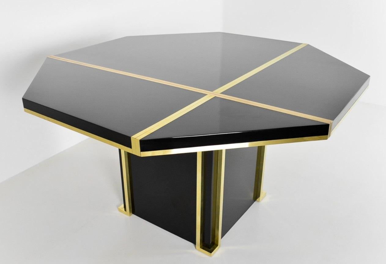 J.C Mahey 70s Black Dining Table, writing Table, lacquered, brass, italy, In Good Condition In Valladolid, ES