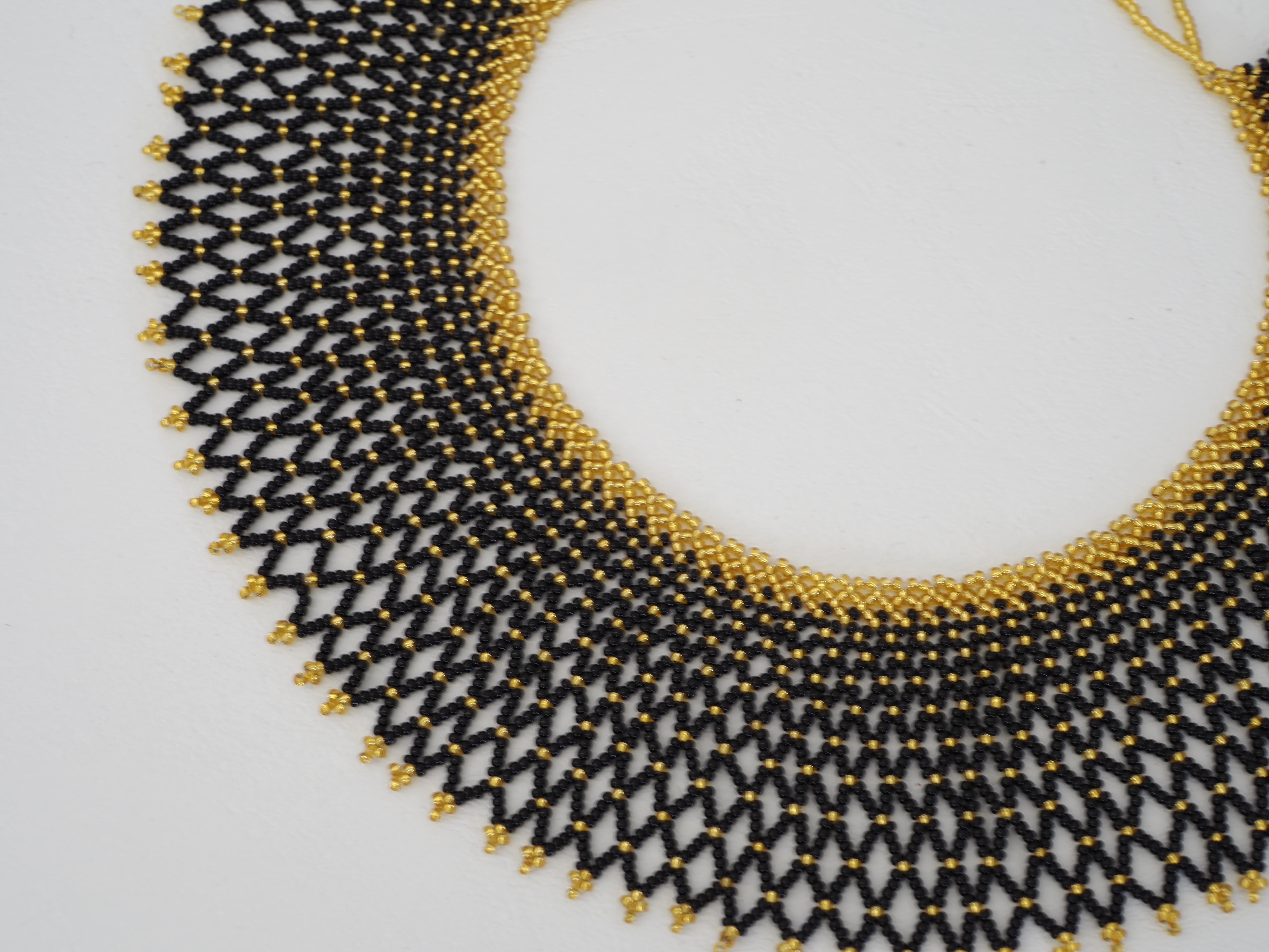 Women's or Men's Vintage Black and gold tone beads necklace