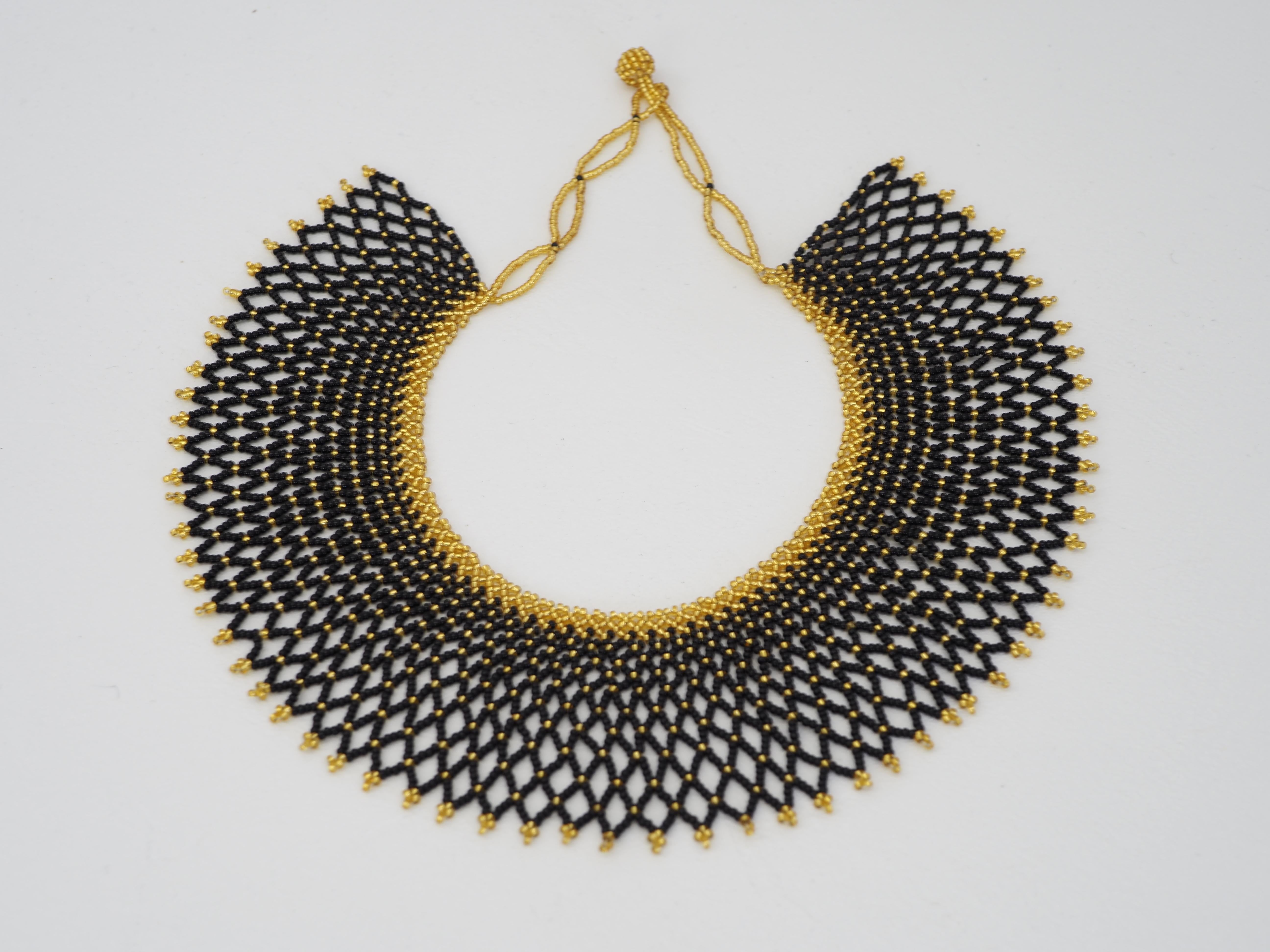 Vintage Black and gold tone beads necklace 3