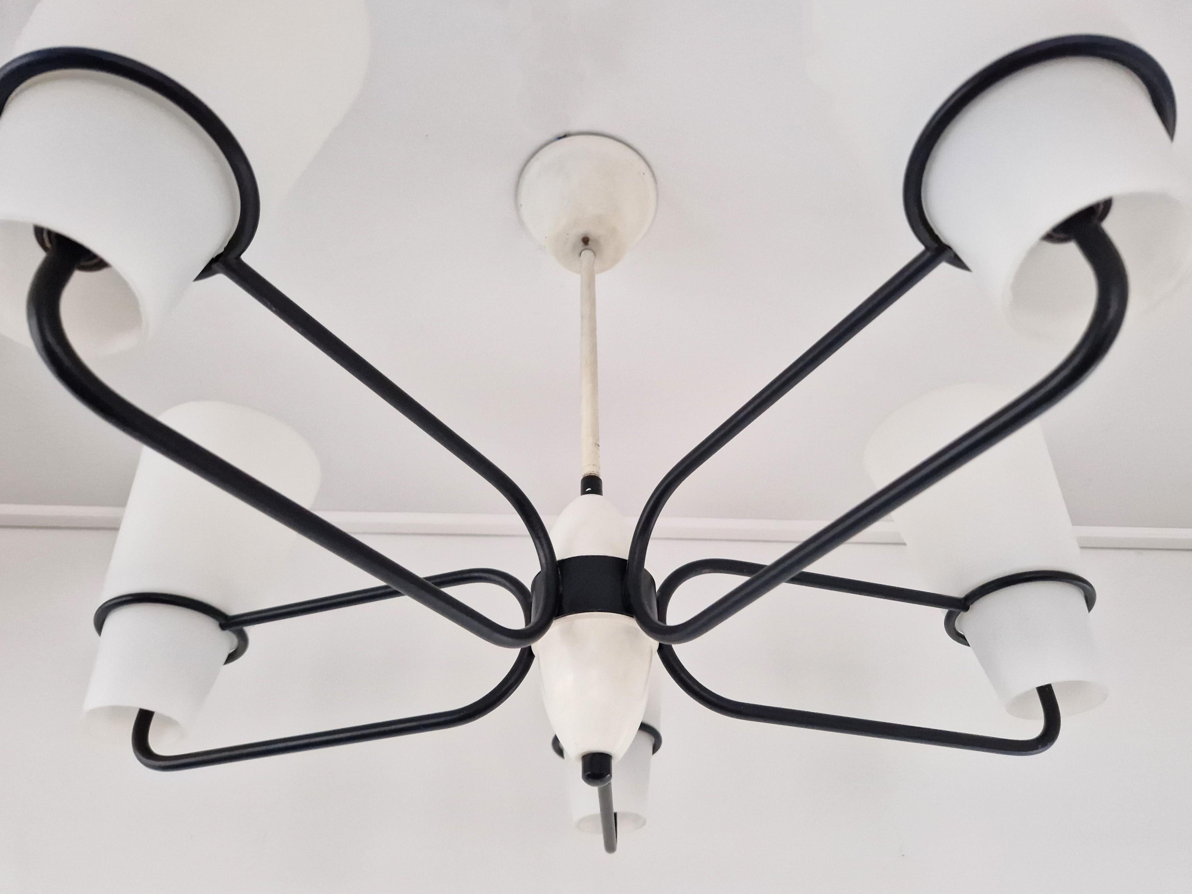 Painted Vintage black and white 5-armed chandelier, 1950's/1960's For Sale