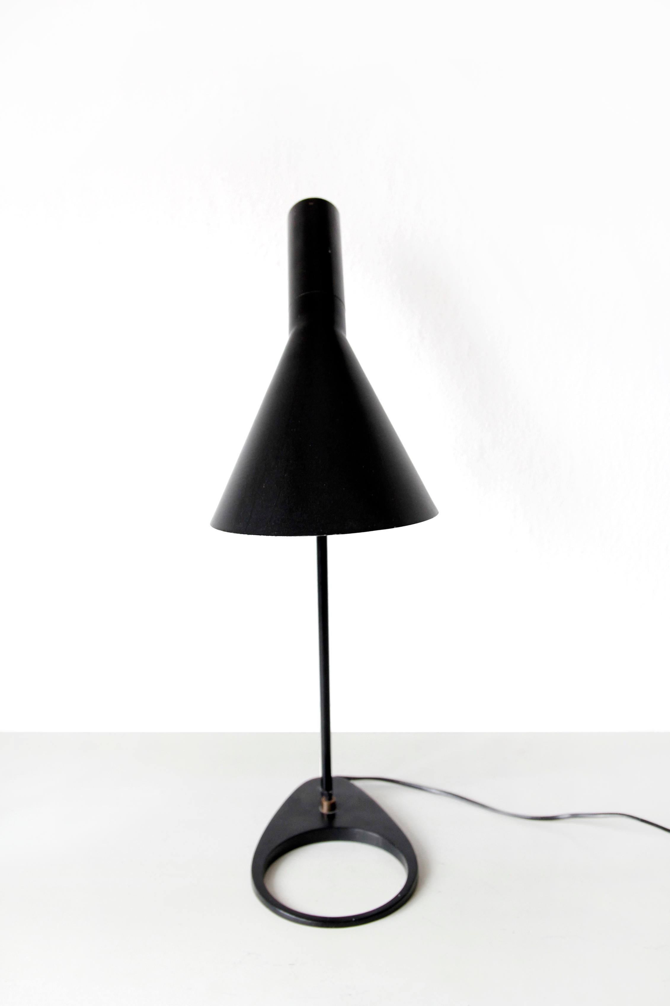 Danish 1st generation Black Arne Jacobsen AJ Visor Table Lamp in Brass