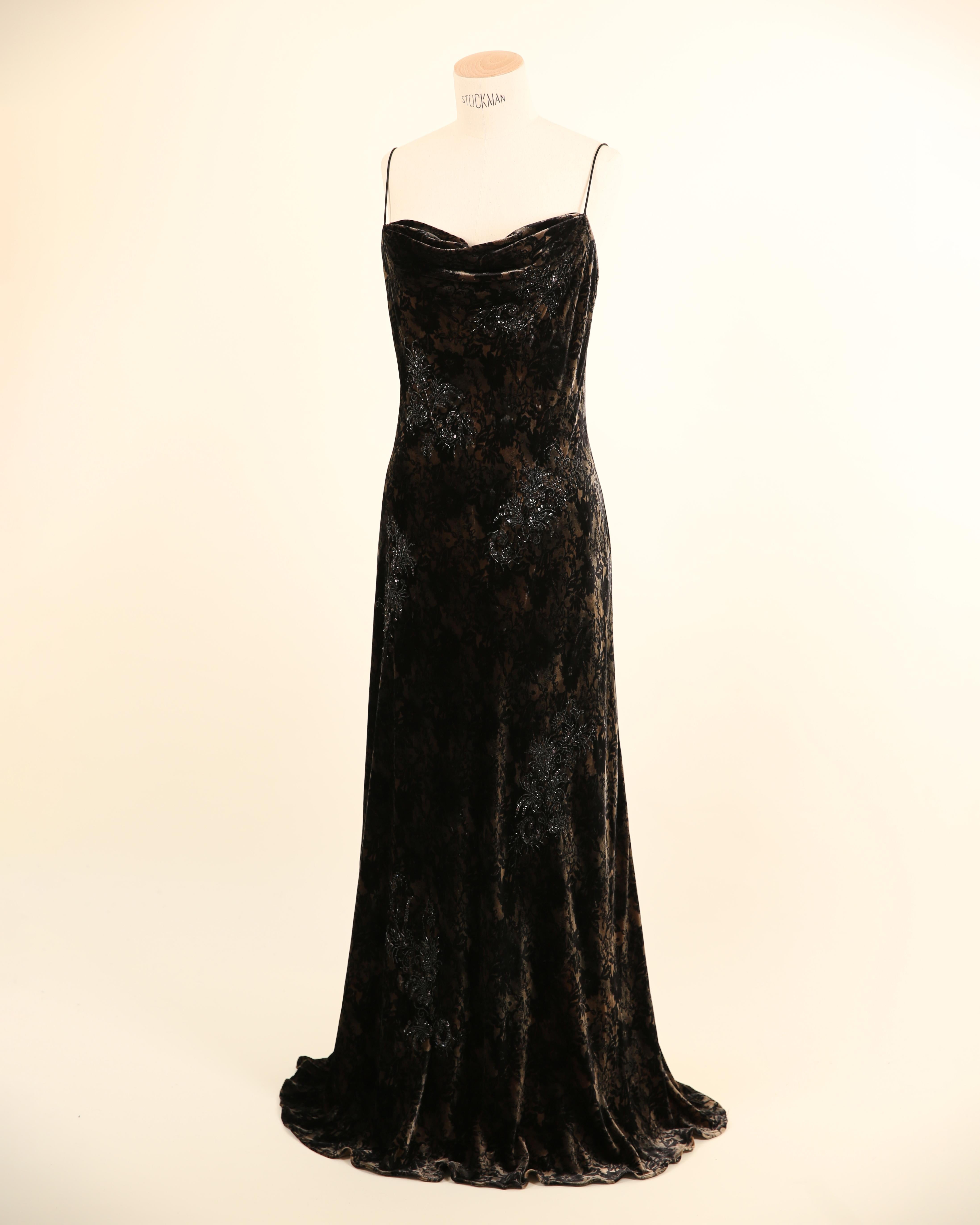 Women's Vintage black brown floral velvet beaded backless bias slip dress gown M - L For Sale
