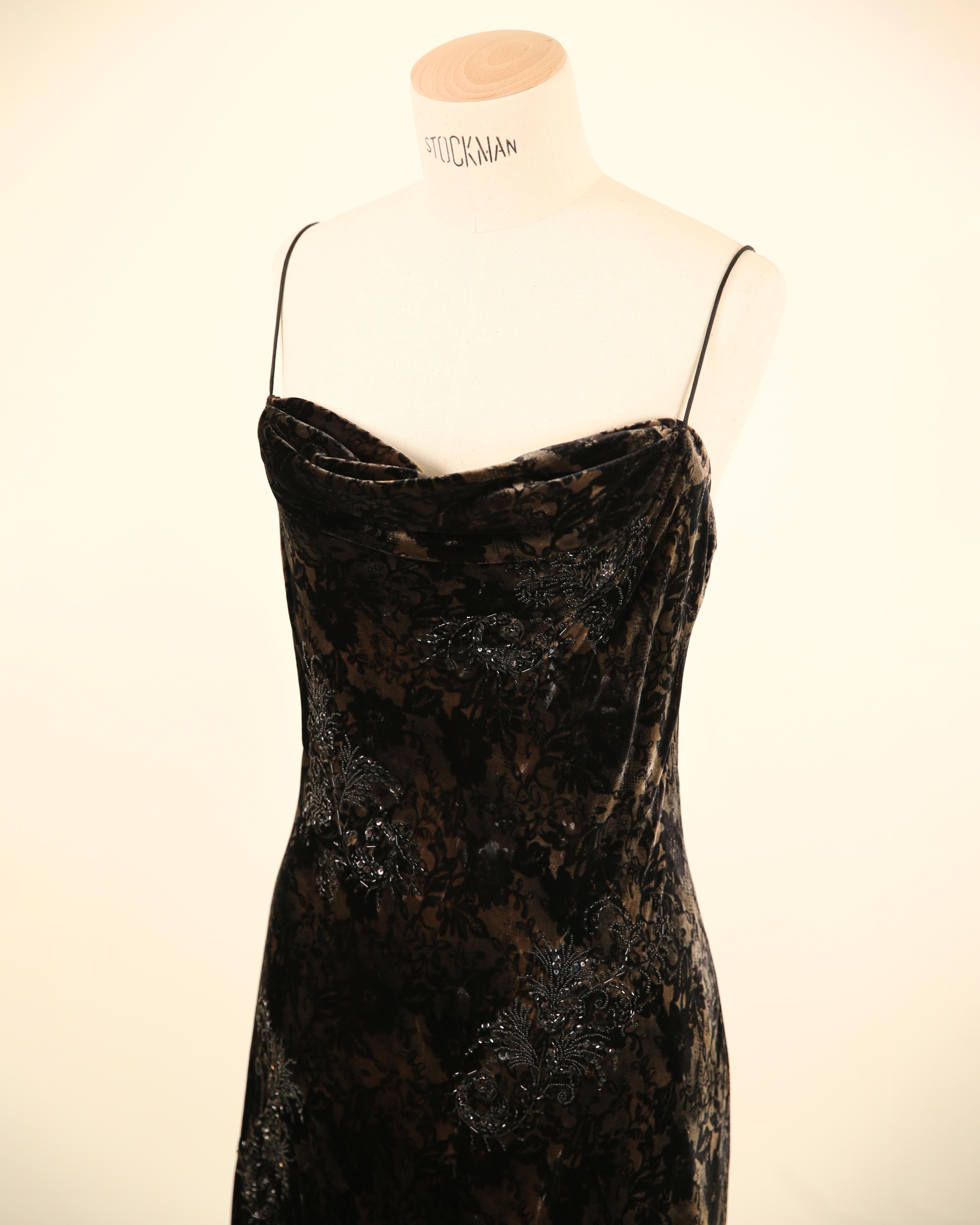 Vintage black brown floral velvet beaded backless bias slip dress gown M - L For Sale 1