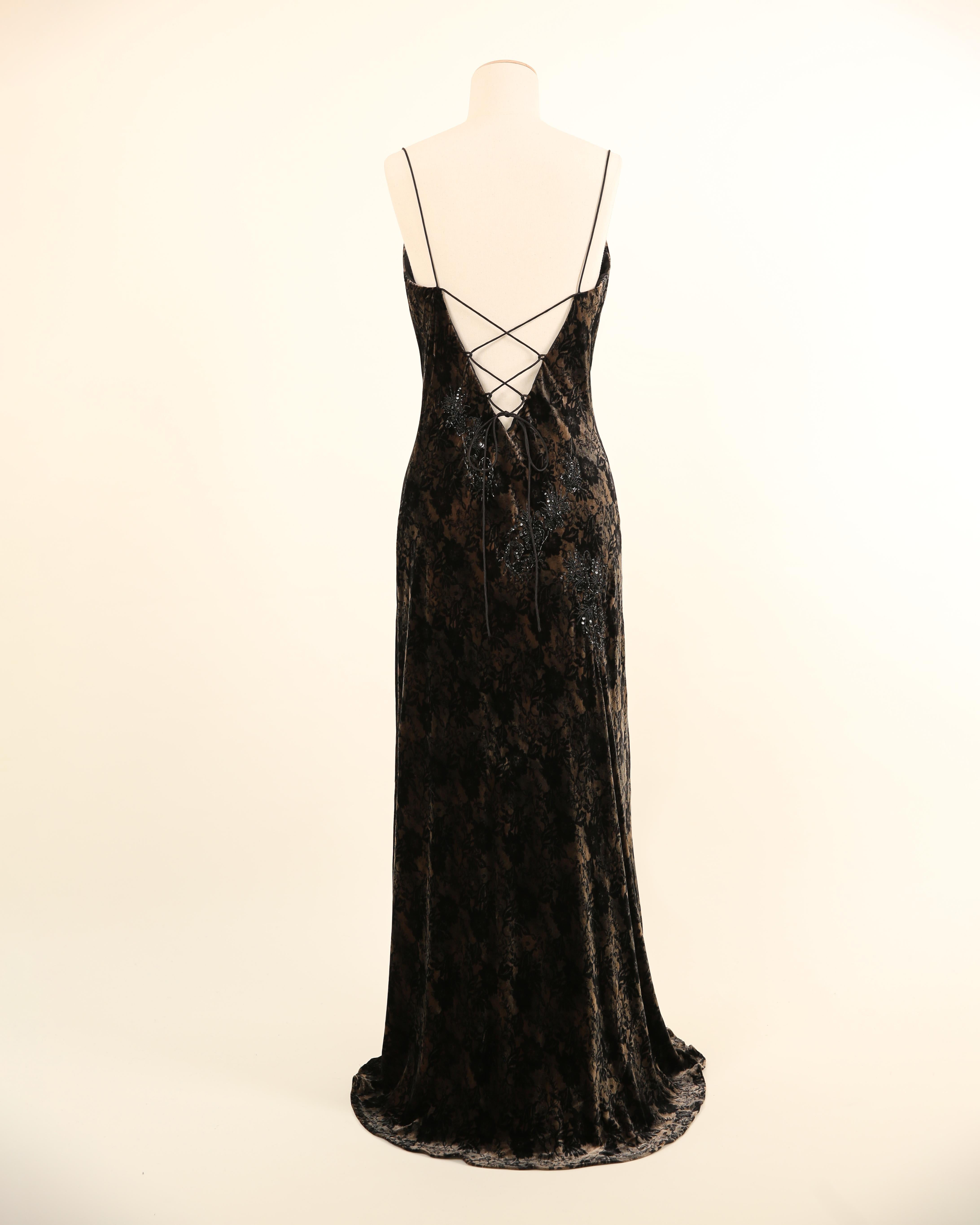 Vintage black brown floral velvet beaded backless bias slip dress gown M - L For Sale 5