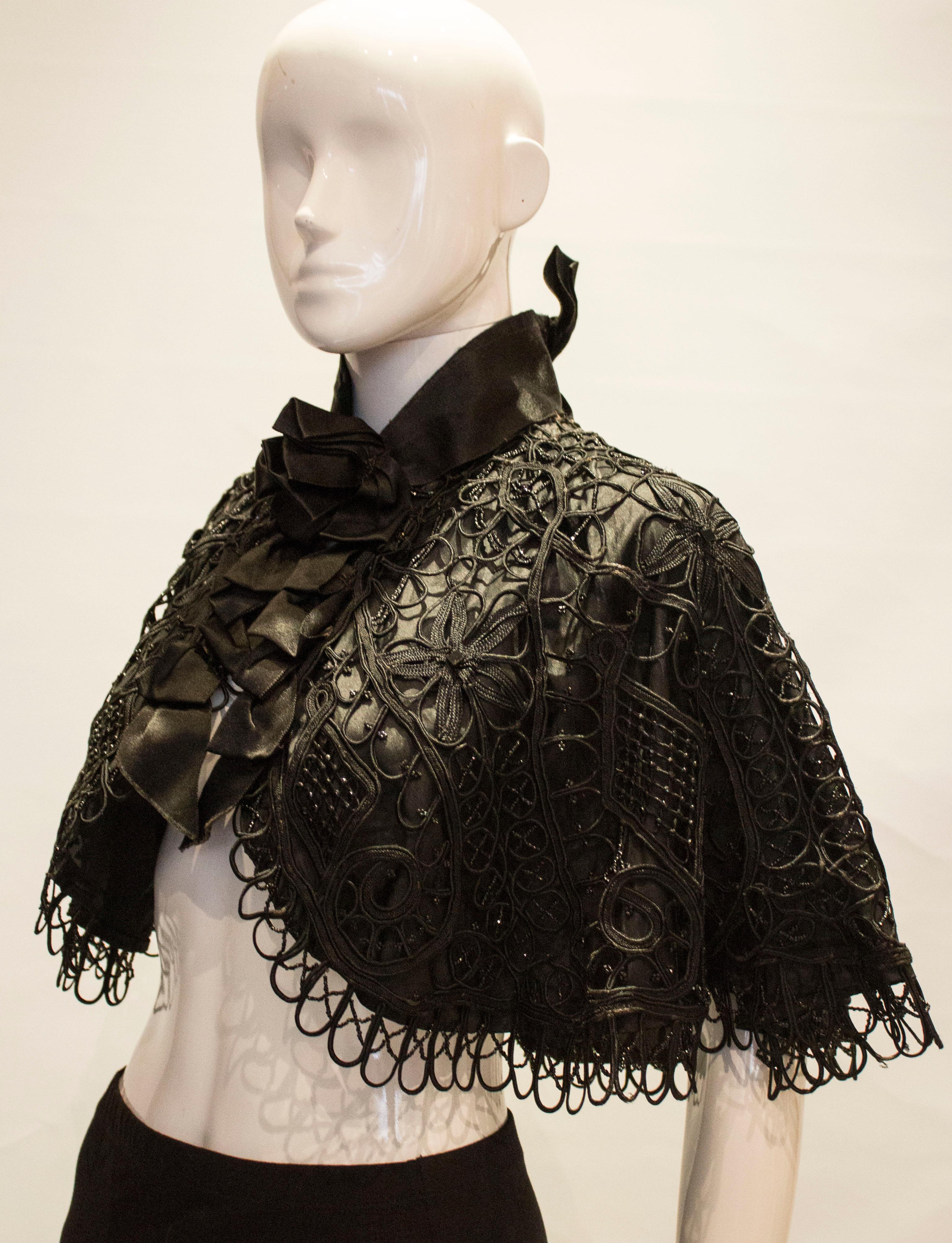 Vintage Black Cape with Bead Detail In Good Condition For Sale In London, GB