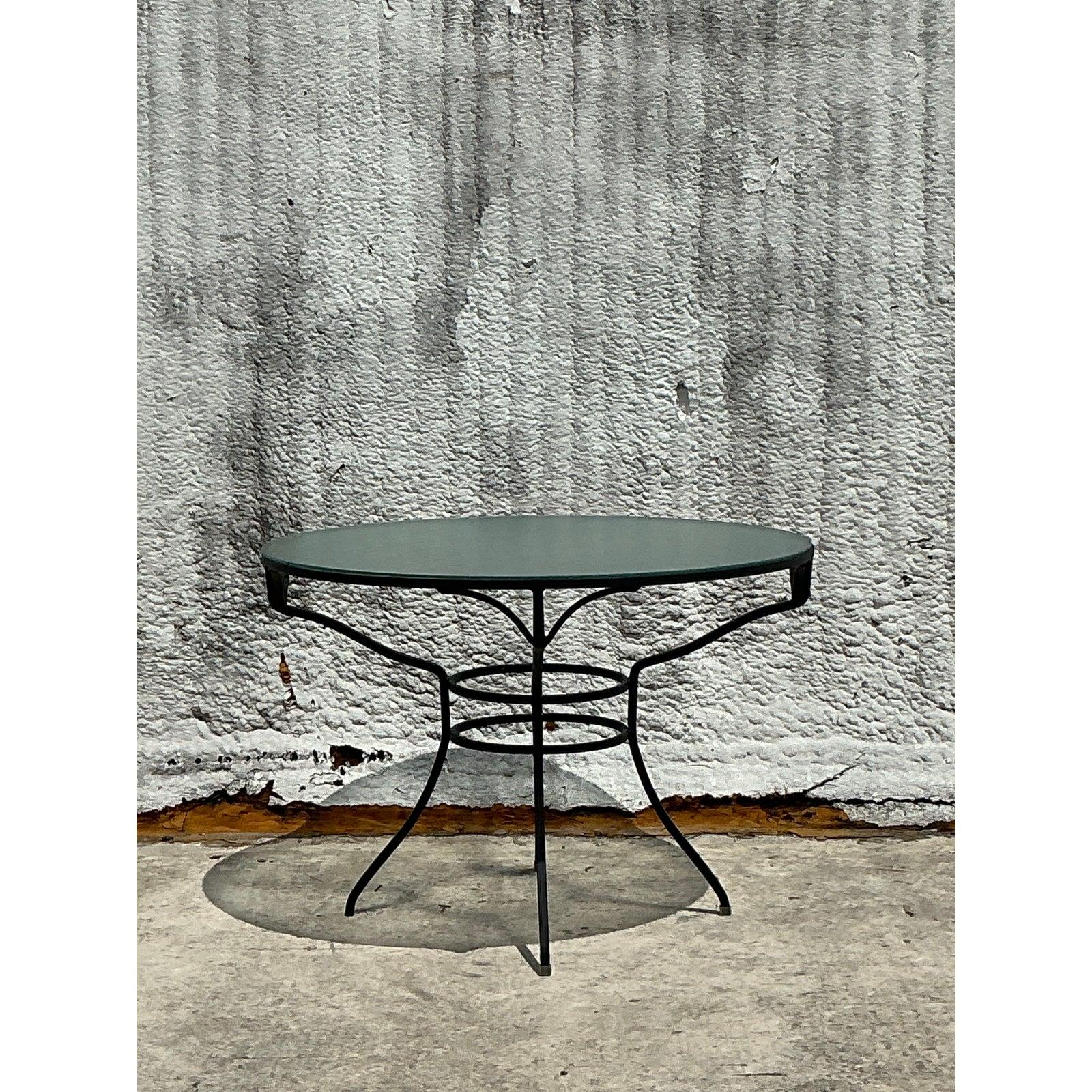 Mid-Century Modern Table de salle à manger vintage en aluminium moulé noir en vente