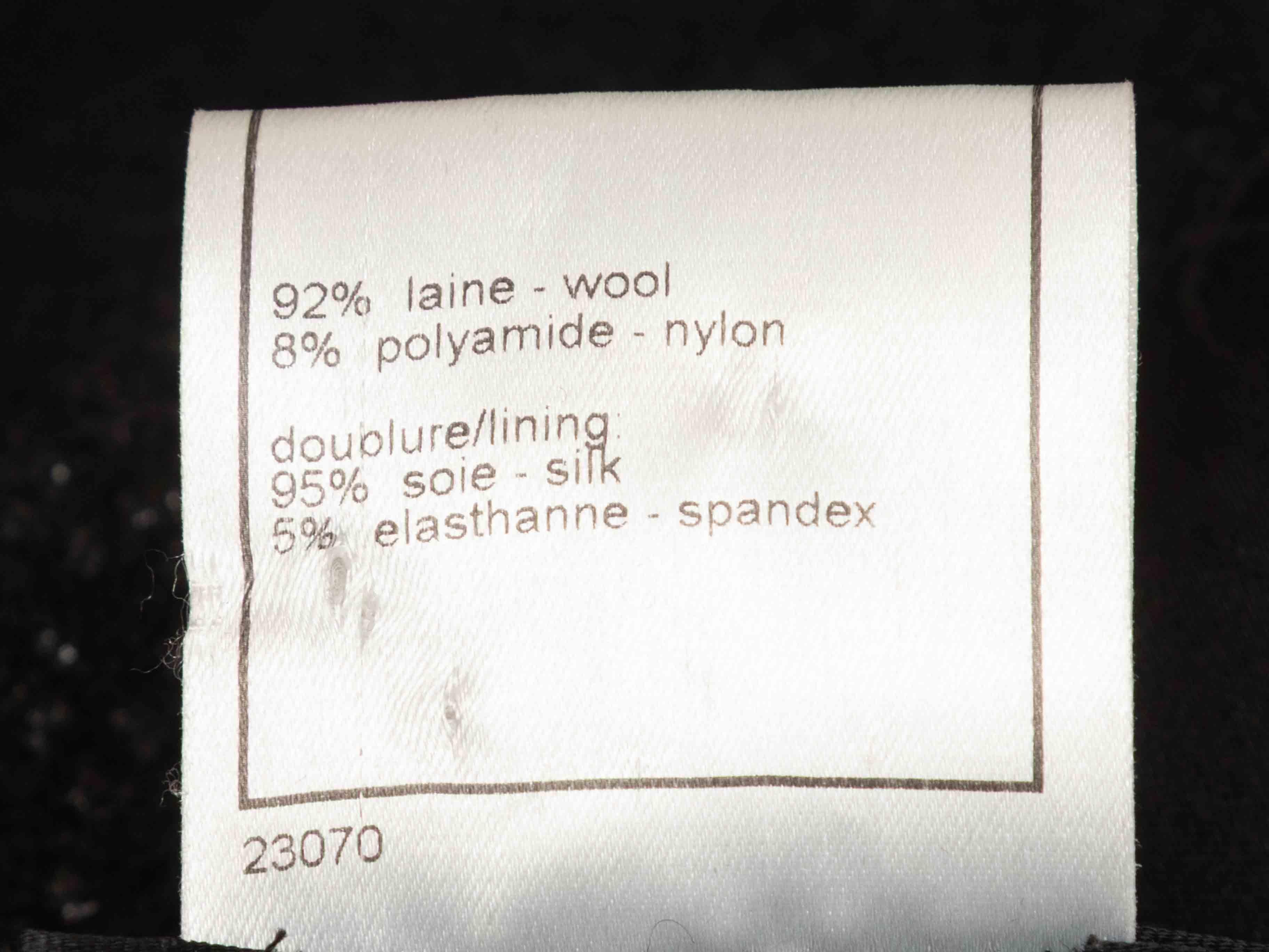 Blazer vintage nero Chanel 2003 in lana con motivo a camelia taglia FR 48 in vendita 1