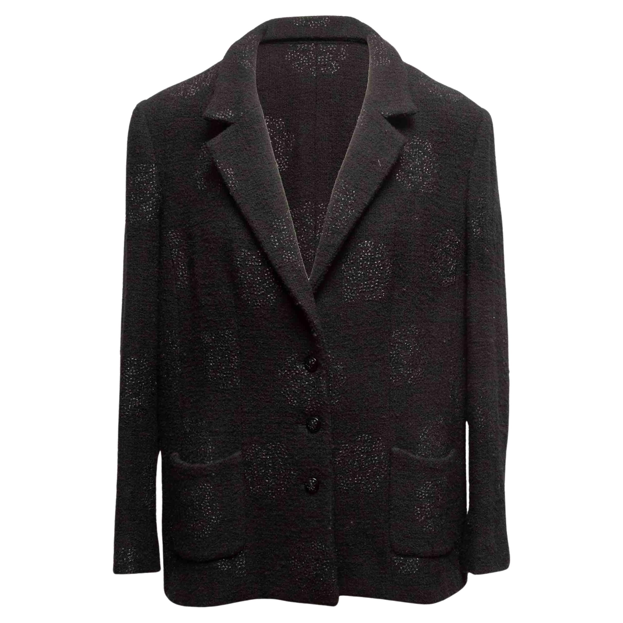 Blazer vintage nero Chanel 2003 in lana con motivo a camelia taglia FR 48 in vendita