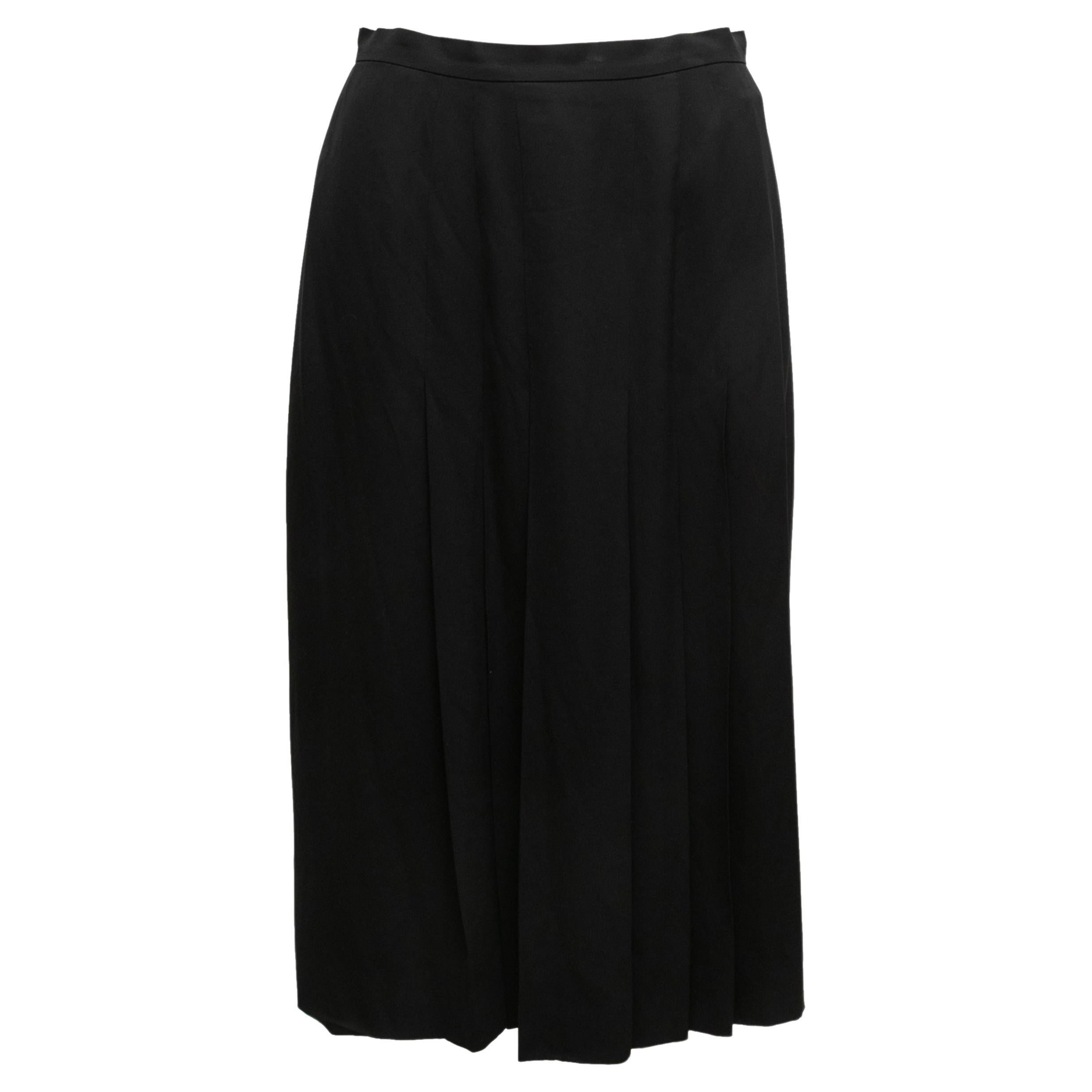 Chanel Boutique Jupe vintage en soie noire, taille FR 42