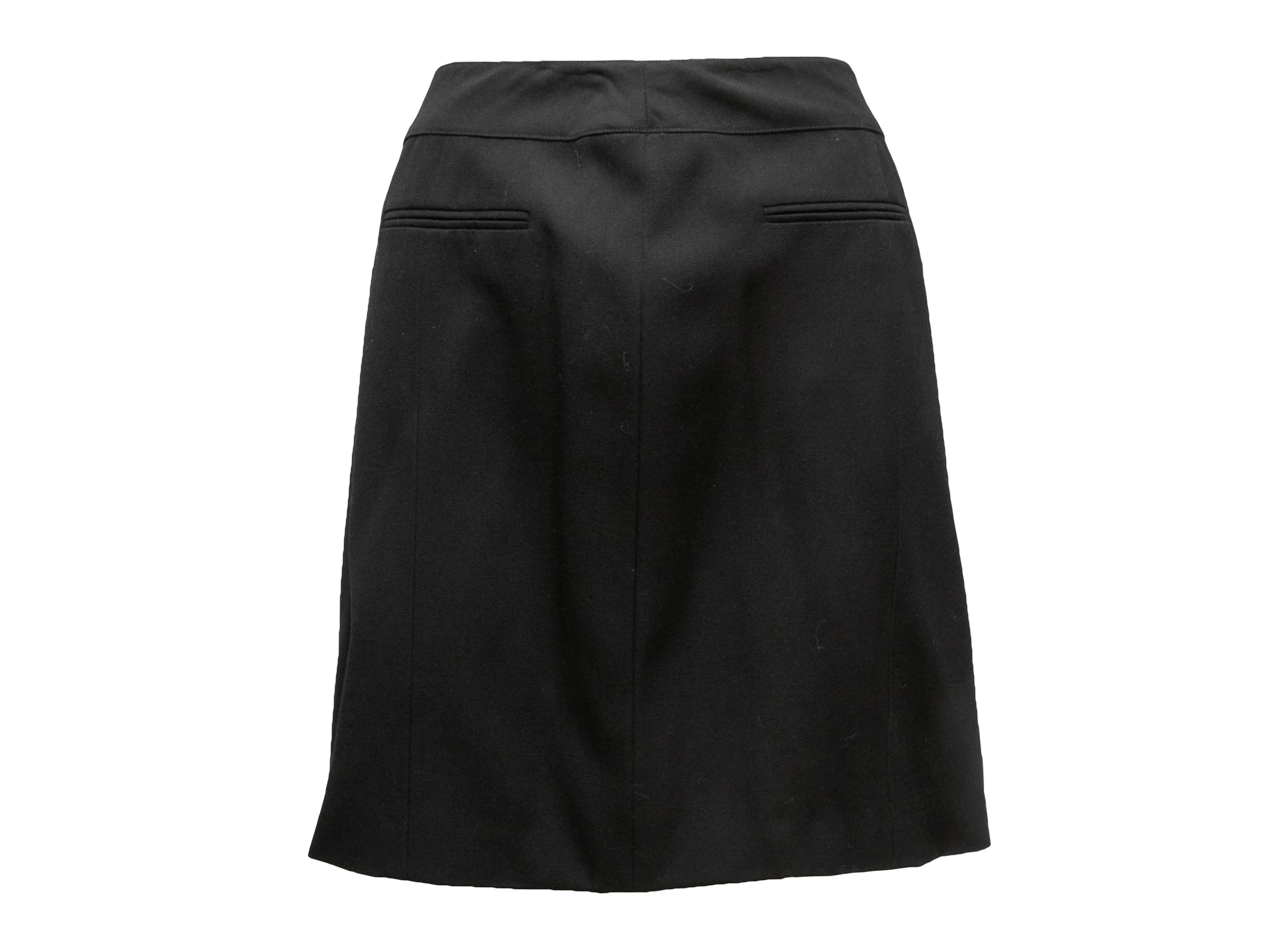Women's Vintage Black Chanel Boutique Spring/Summer 1996 Wool Skirt Size FR 46 For Sale