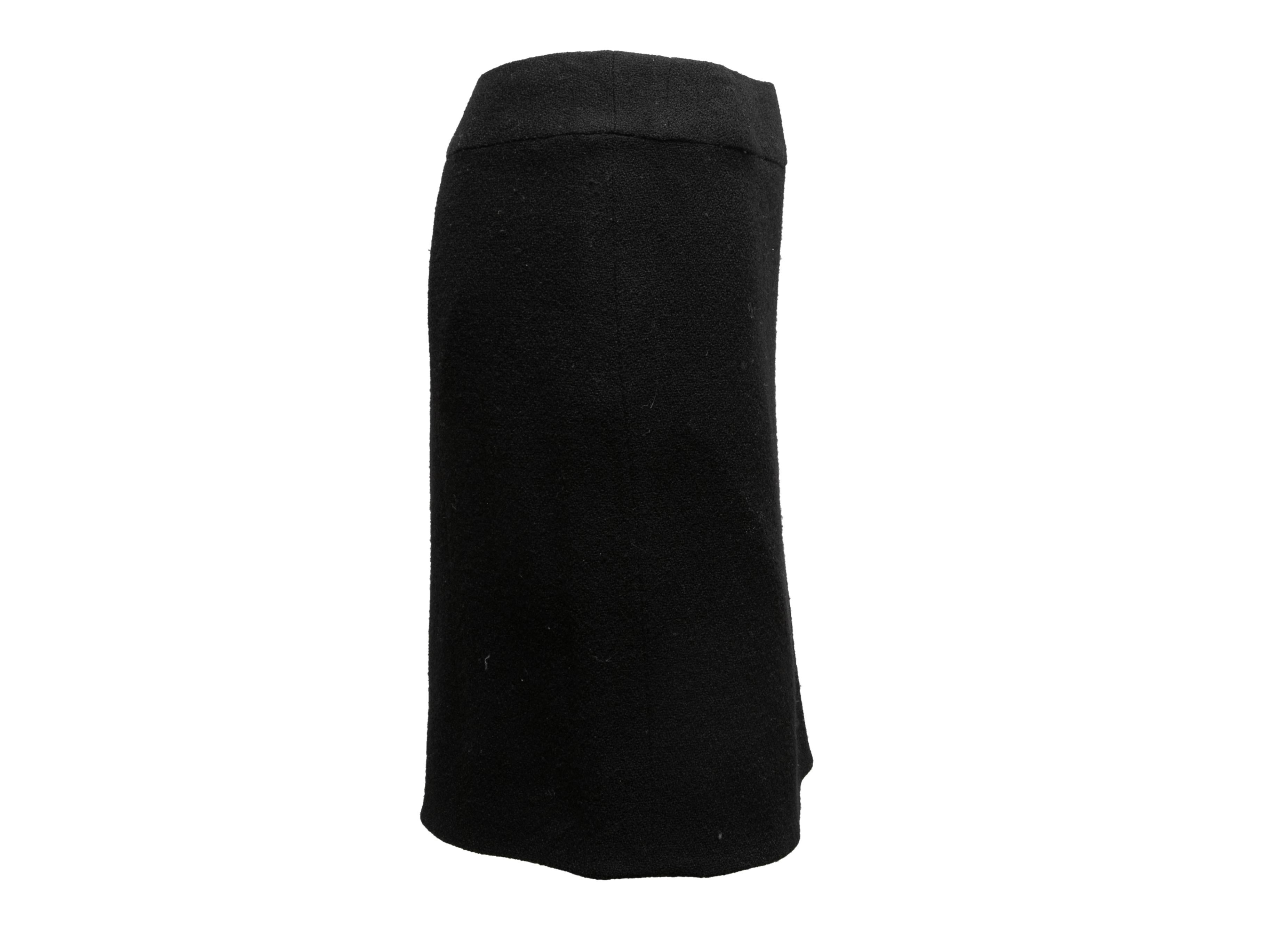 Vintage Black Chanel Fall/Winter 2003 Wool Skirt Size FR 46 For Sale 1