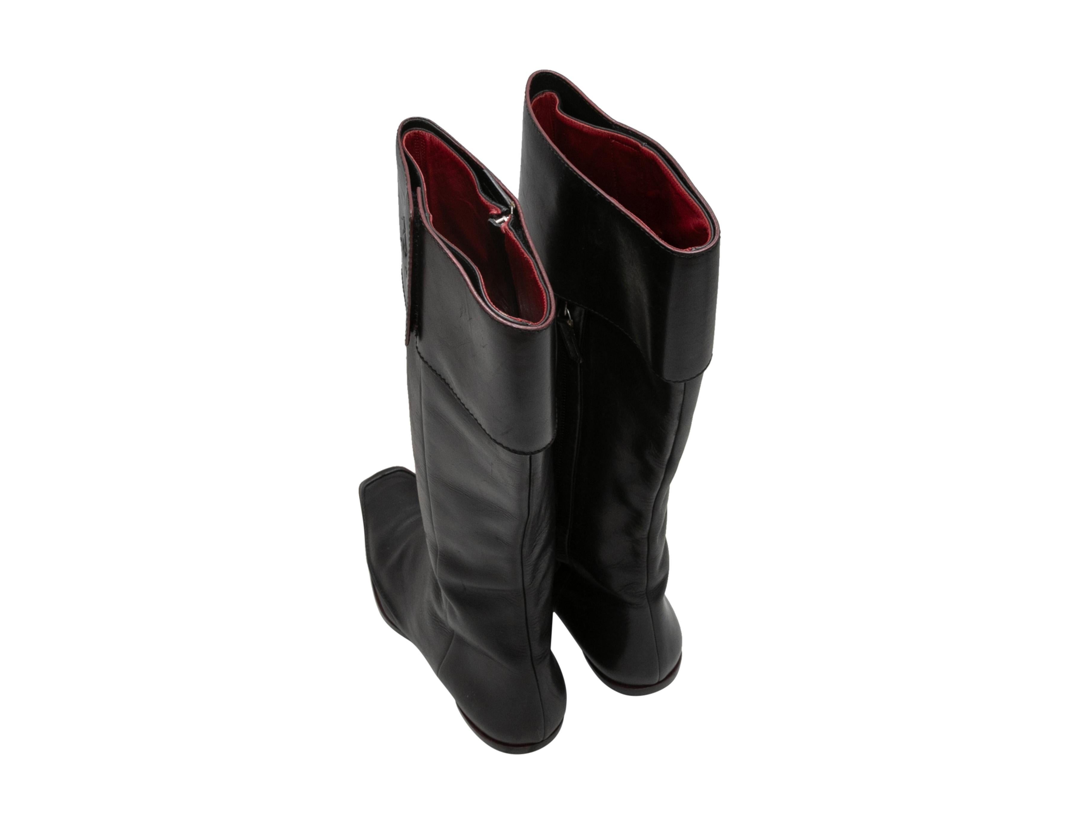 Vintage Schwarz Chanel Kniehohe Stiefel mit quadratischem Fuß aus Leder Größe 38 im Zustand „Gut“ im Angebot in New York, NY