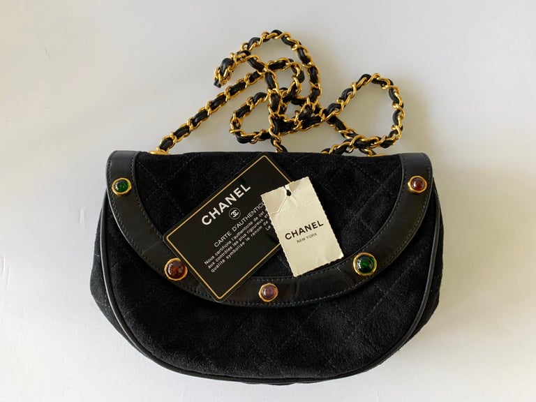 Vintage Black Chanel Quilted Gilt Gripoix Cross-body Handbag For Sale 4