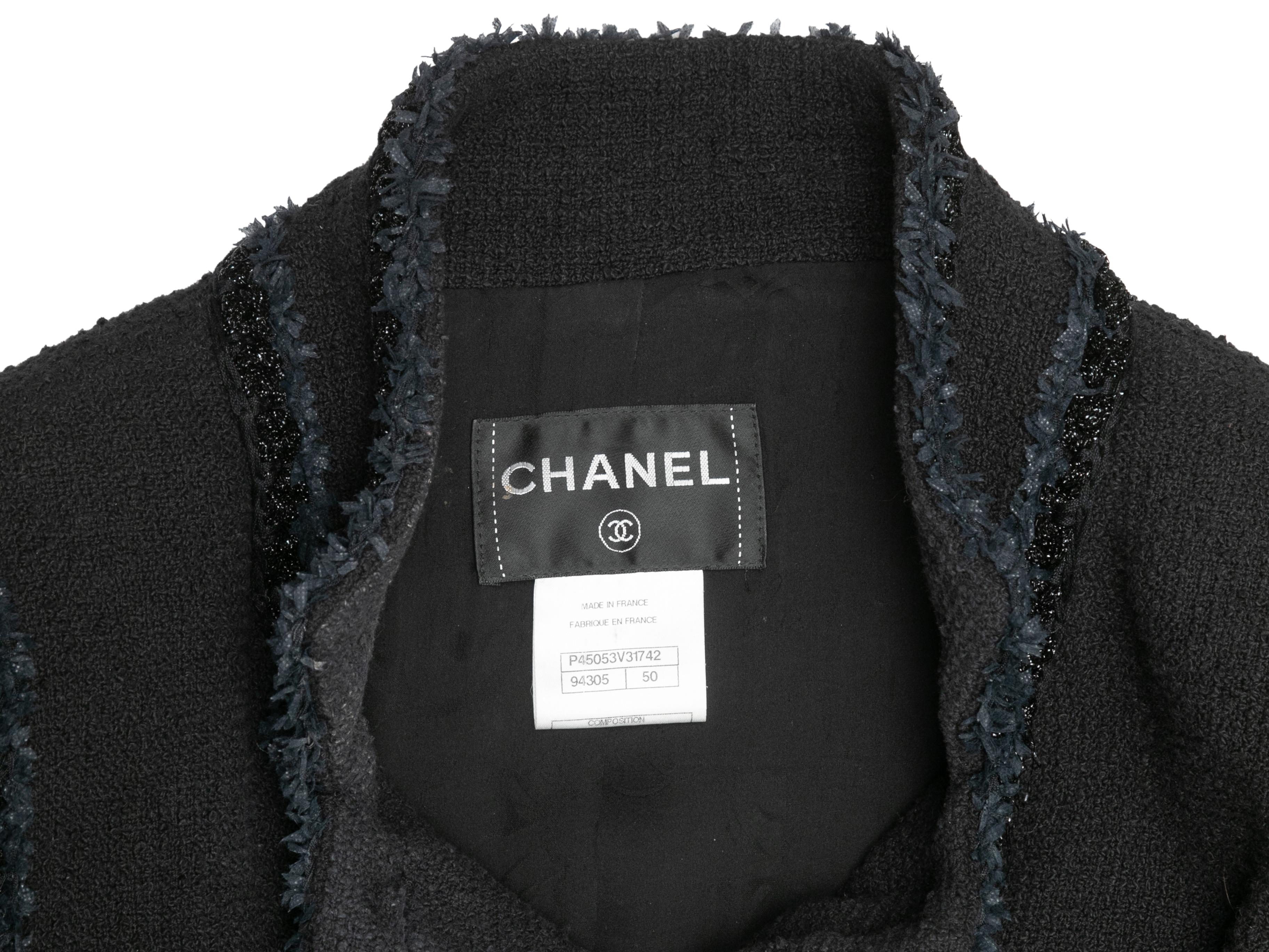 Vintage Black Chanel Spring/Summer 2001 Wool Jacket Size FR 48 For Sale 3