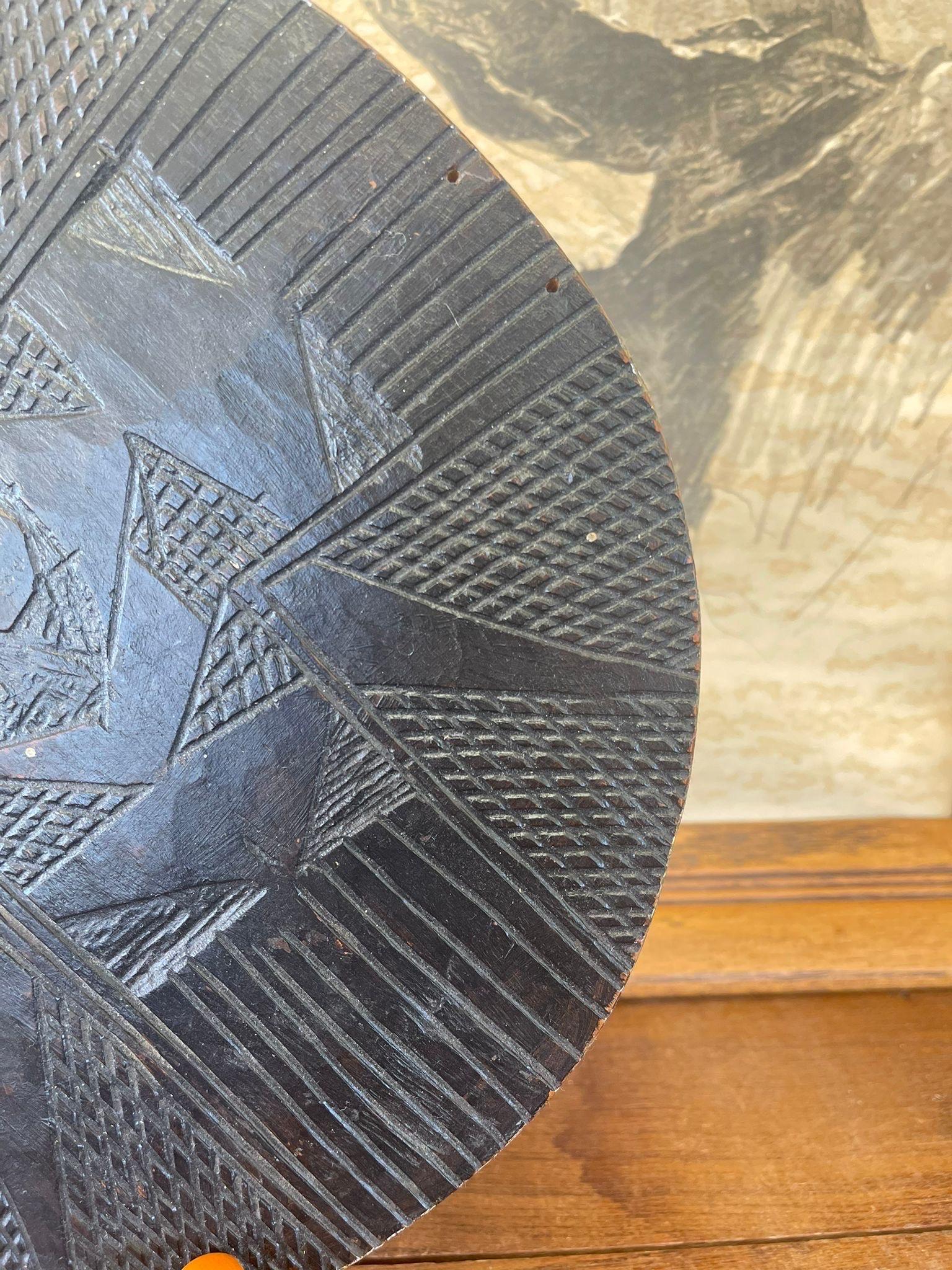 Vintage Black Color Carved Wood Platter. In Good Condition For Sale In Seattle, WA