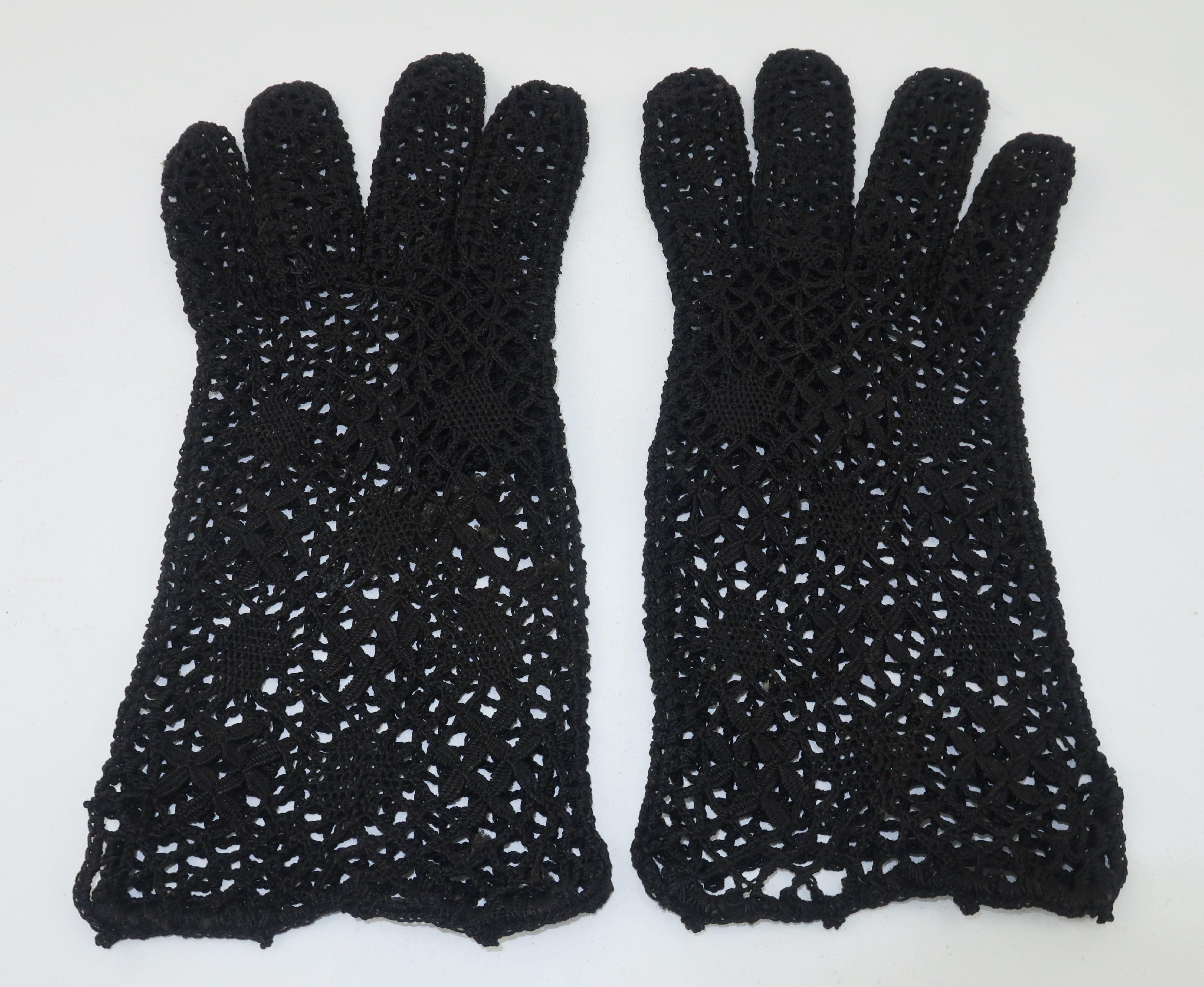 vintage black gloves