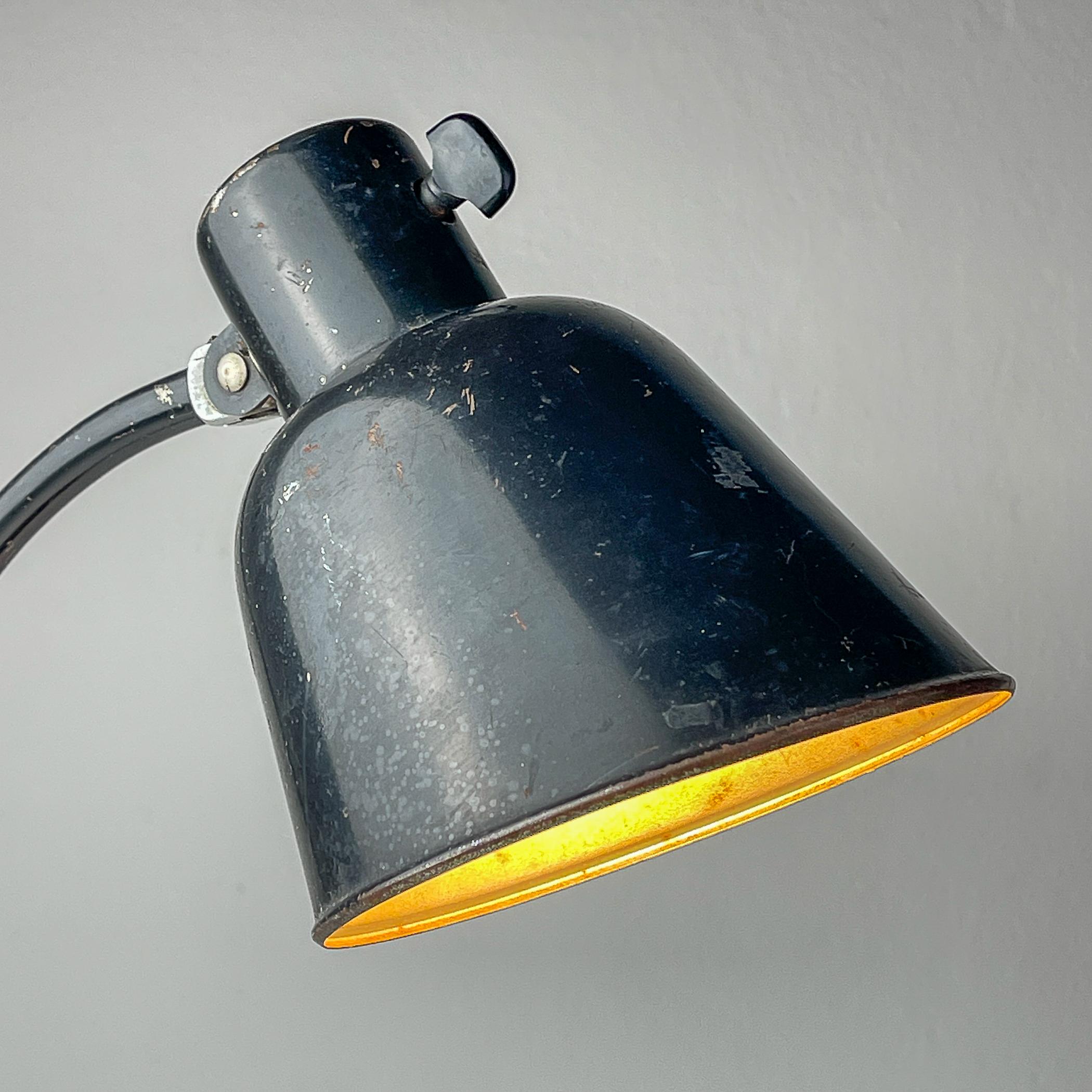 Vintage black desk lamp Model 2768 Matador Bur by Christian Dell Germany 1930s In Good Condition For Sale In Miklavž Pri Taboru, SI
