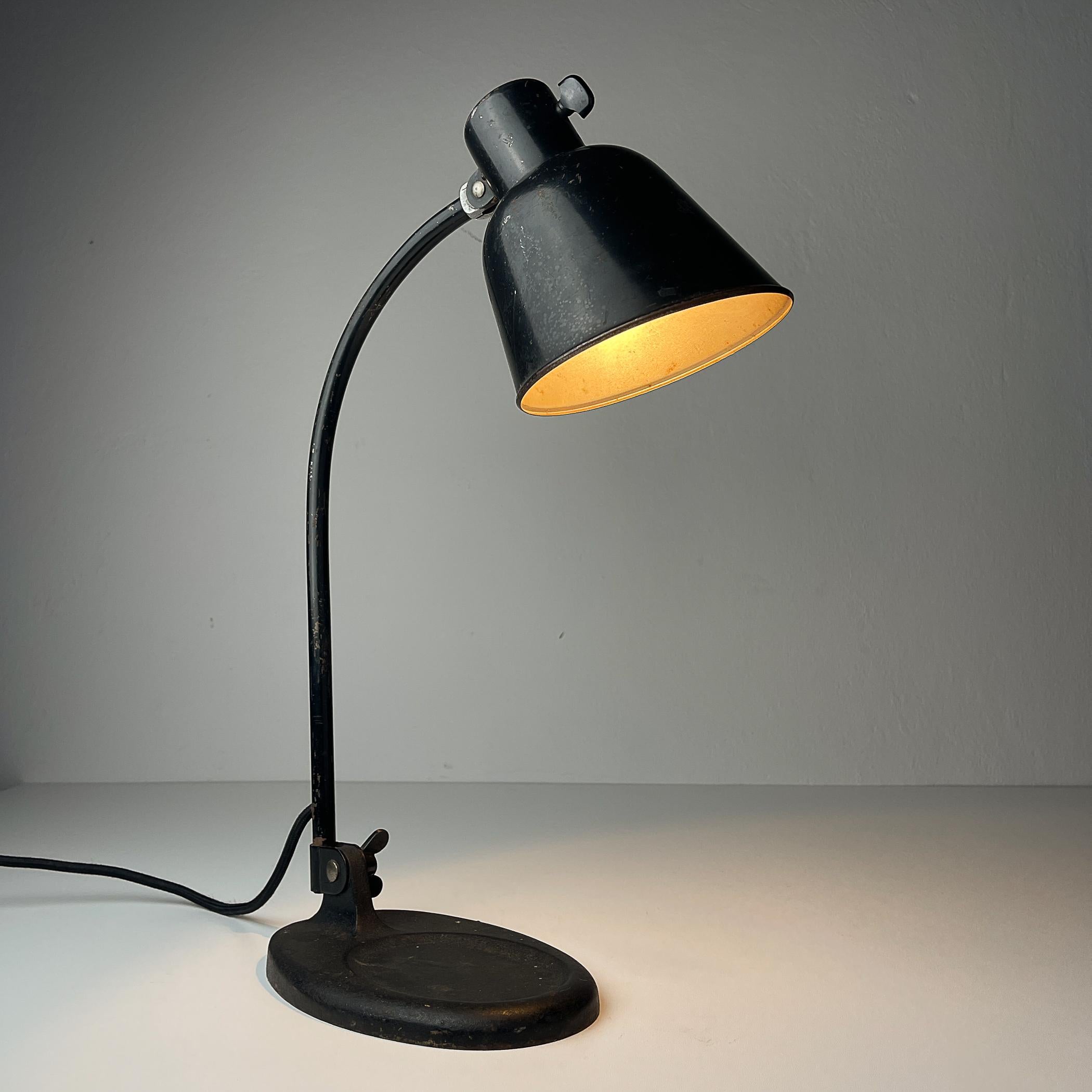Lampe de bureau noire Matador Bur par Christian Dell Allemagne, années 1930, modèle 2768 en vente 1