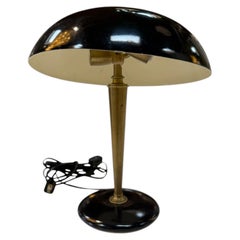 Lampe de table vintage à dôme noir et tige en laiton 1950s