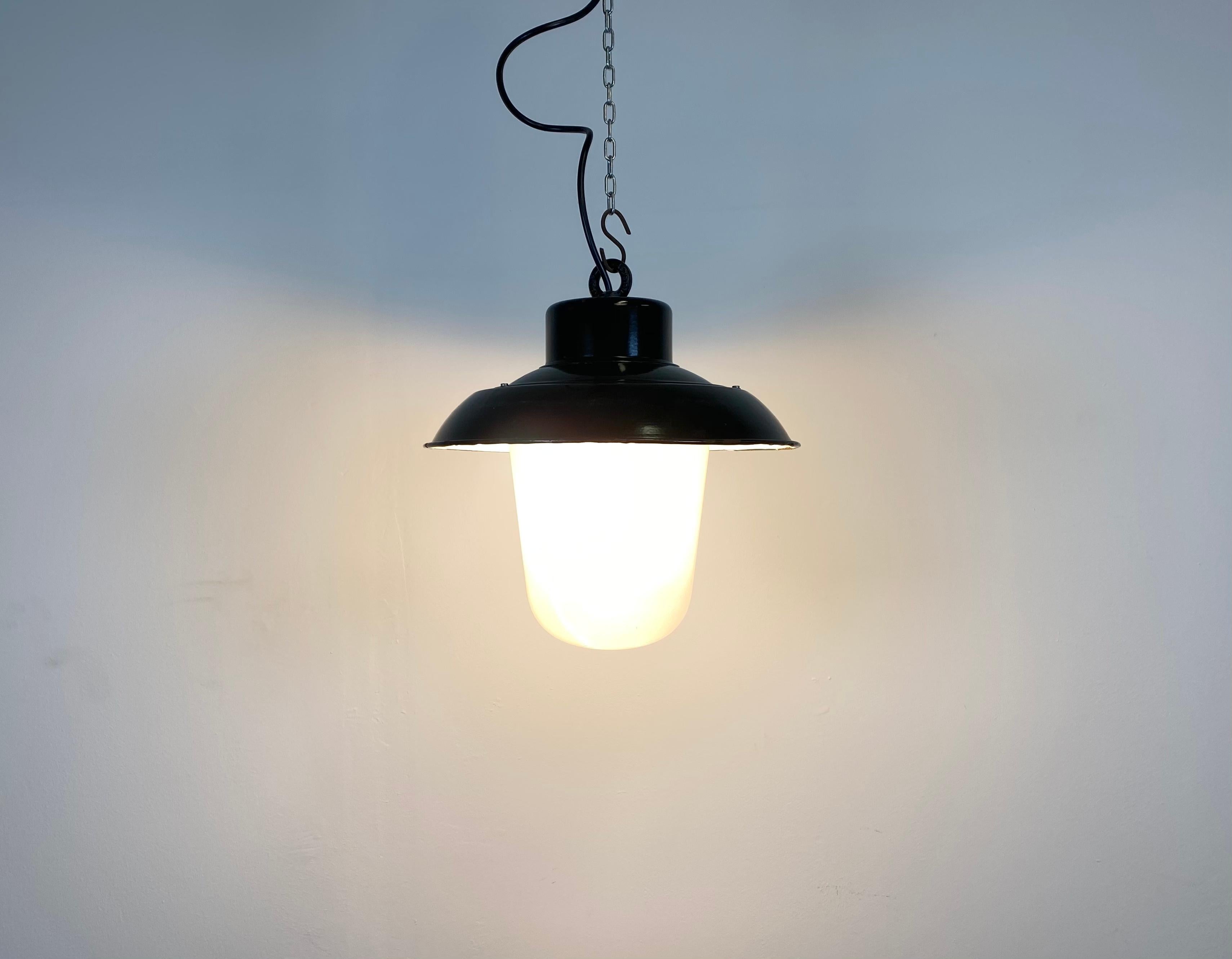 Mid-20th Century Vintage Black Enamel Factory Hanging Light, 1960s