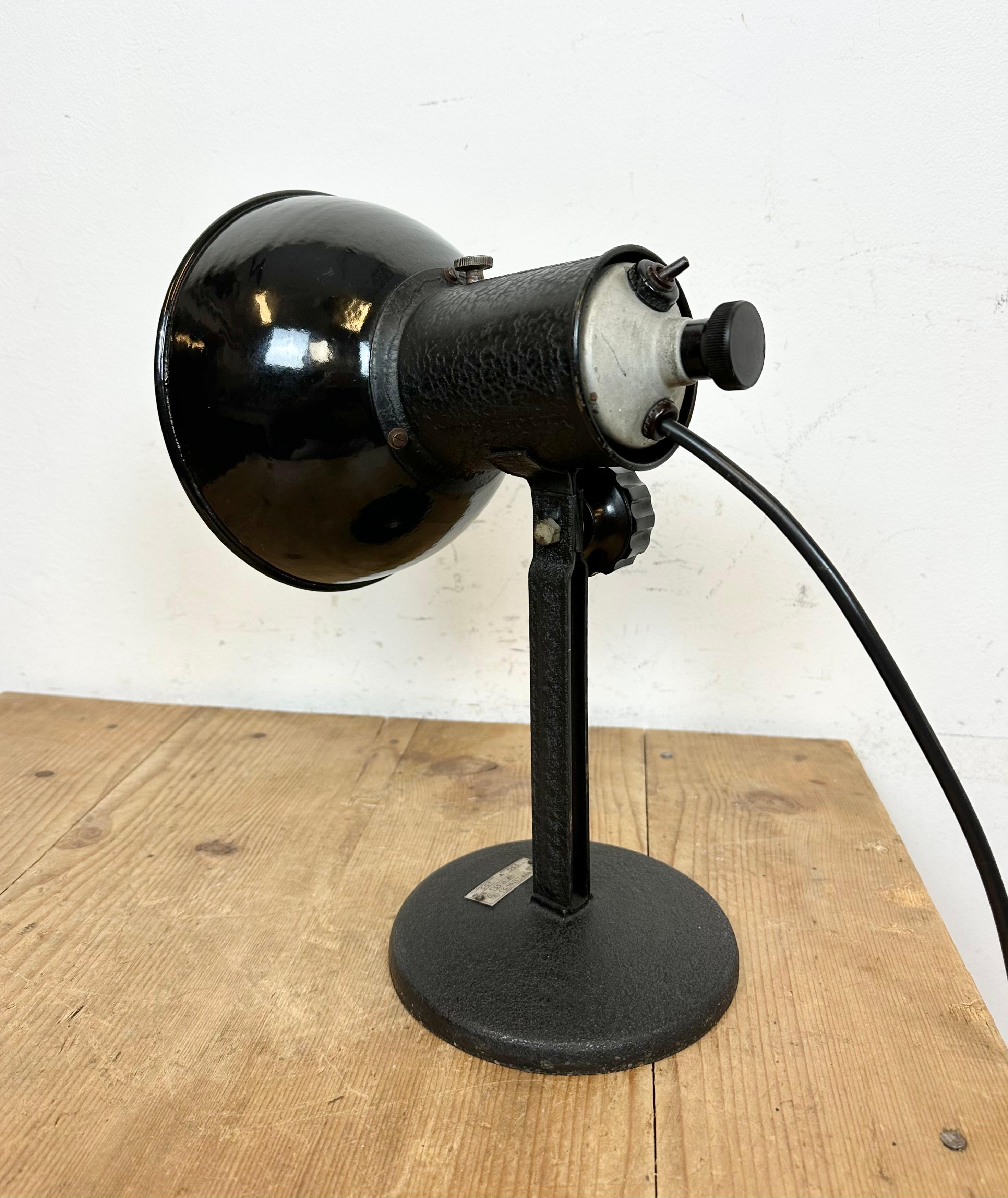 Vintage Black Enamel Table Photo Lamp, 1950s For Sale 1