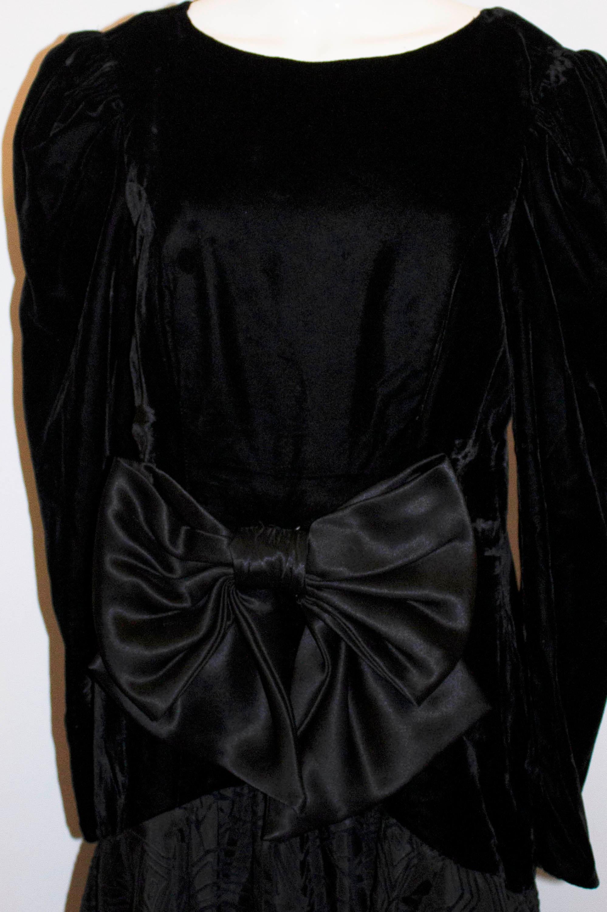 Vintage Black Evening Gown In Good Condition For Sale In London, GB