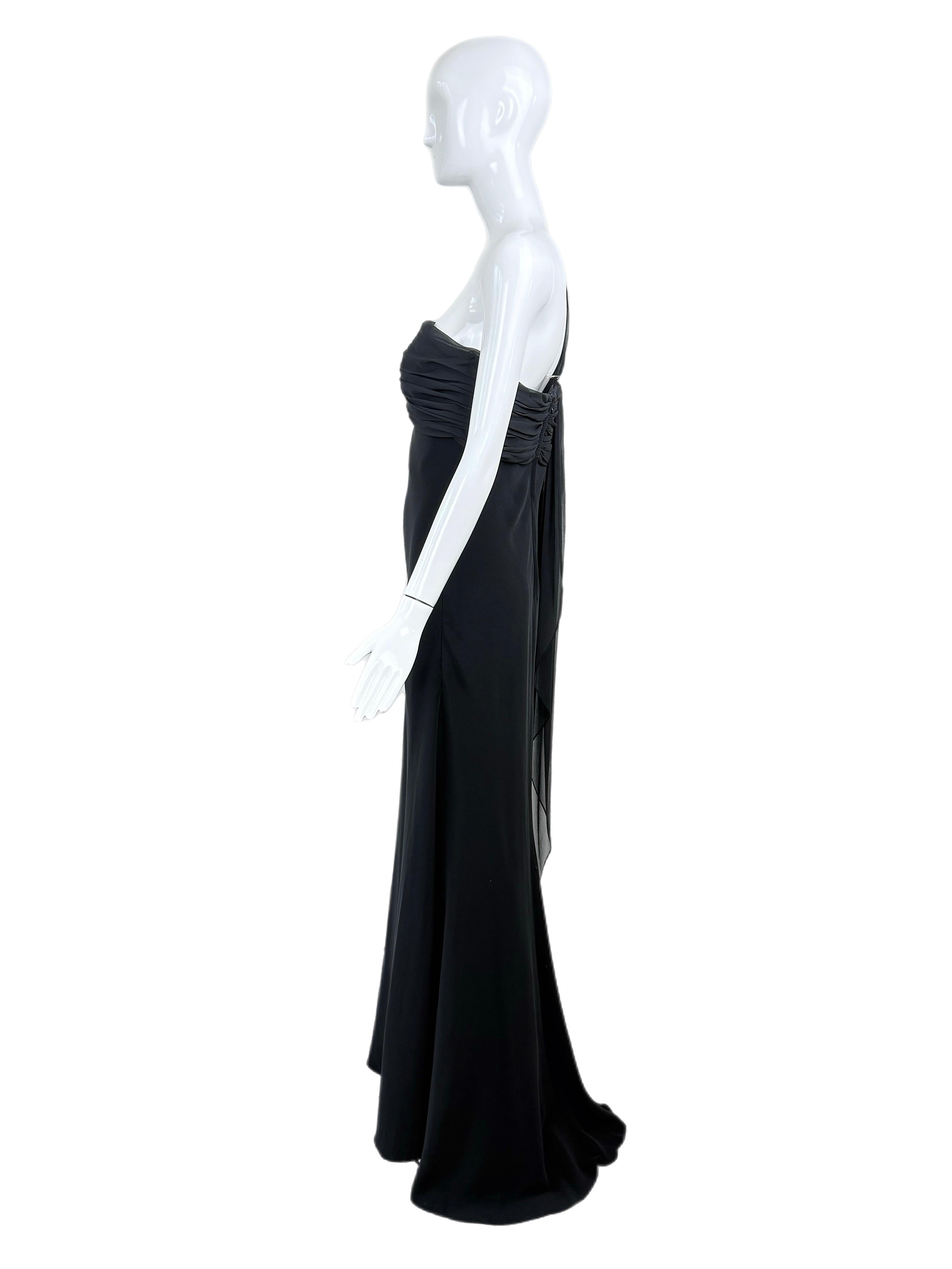 Vestido de noche negro vintage Maxi Vestido con. Faja de seda en venta 3