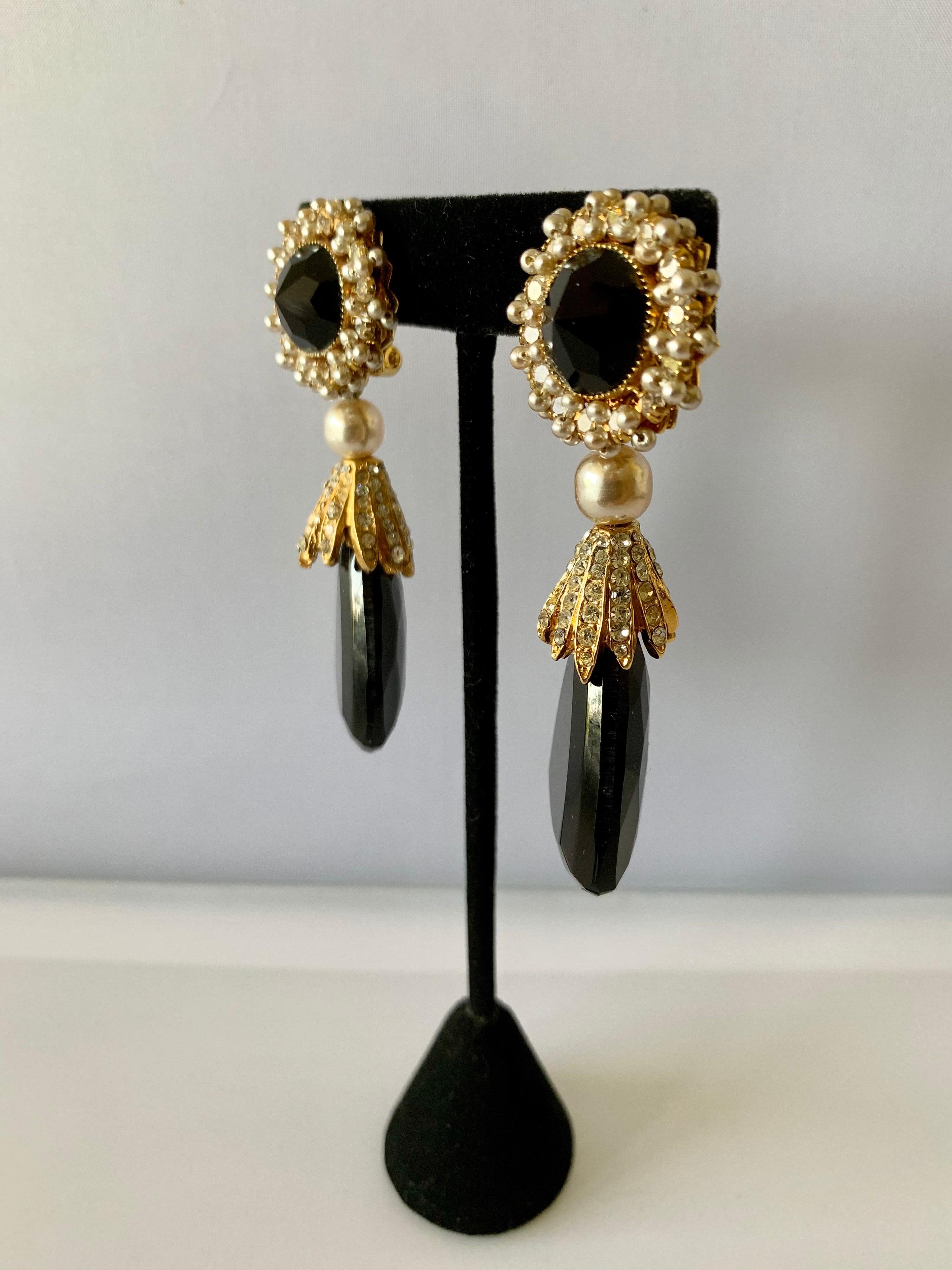 Women's Vintage Black Faux Pearl Drop Earrings 