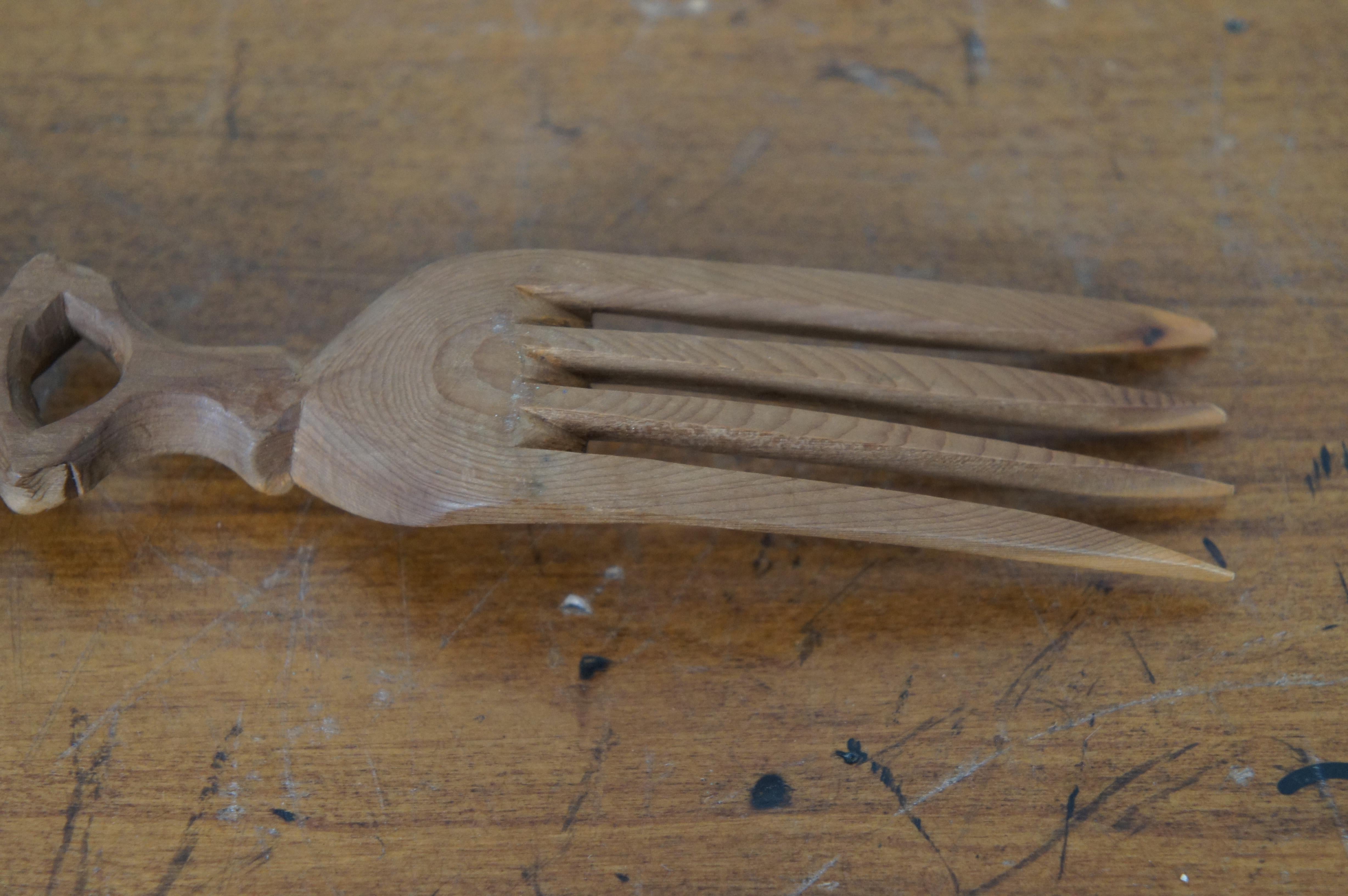 20th Century Vintage Black Forest Carved Serving Spoon & Fork Set Bird Oak Leaves