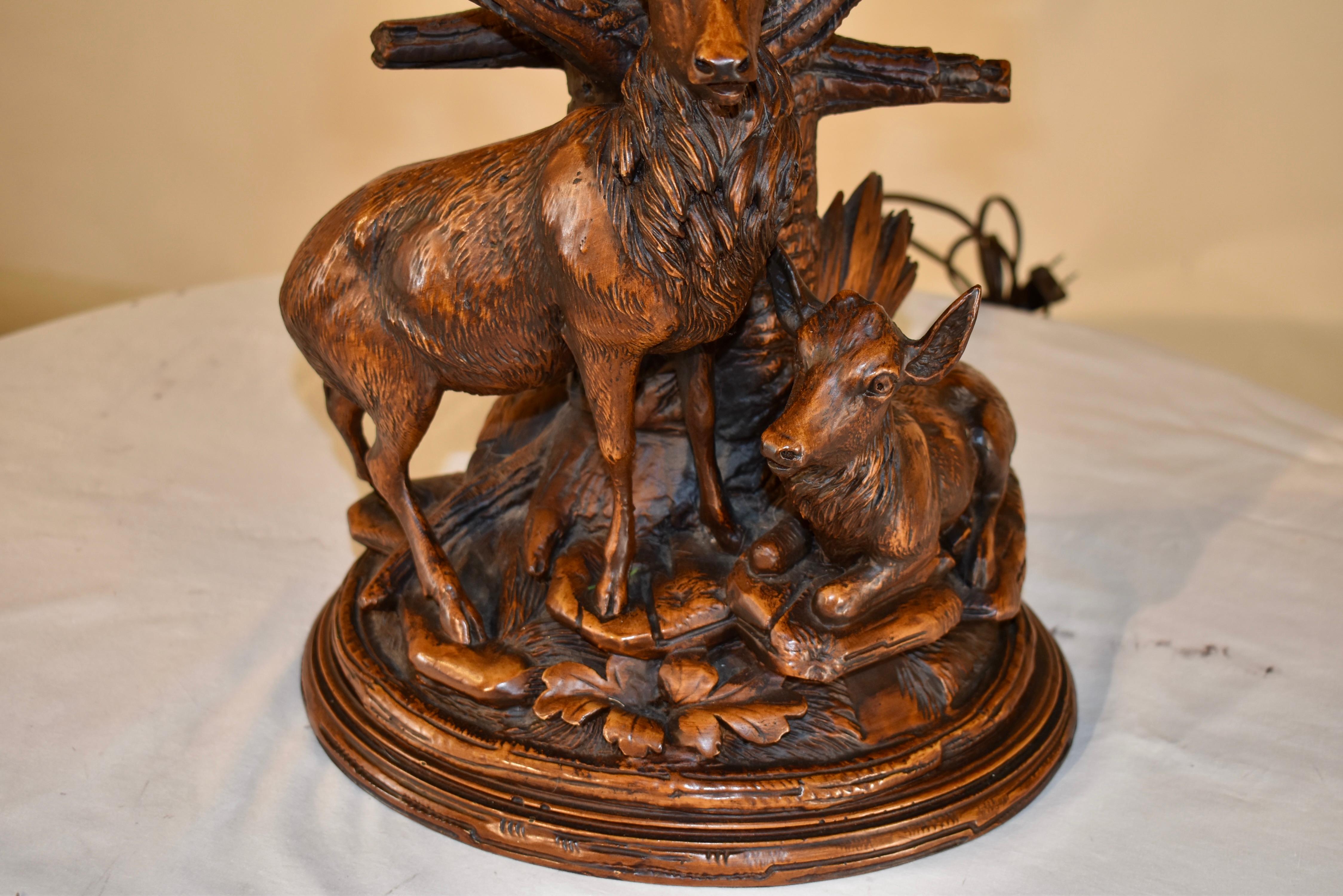 Lampada d'epoca in stile Black Forest con due cervi In condizioni buone in vendita a High Point, NC