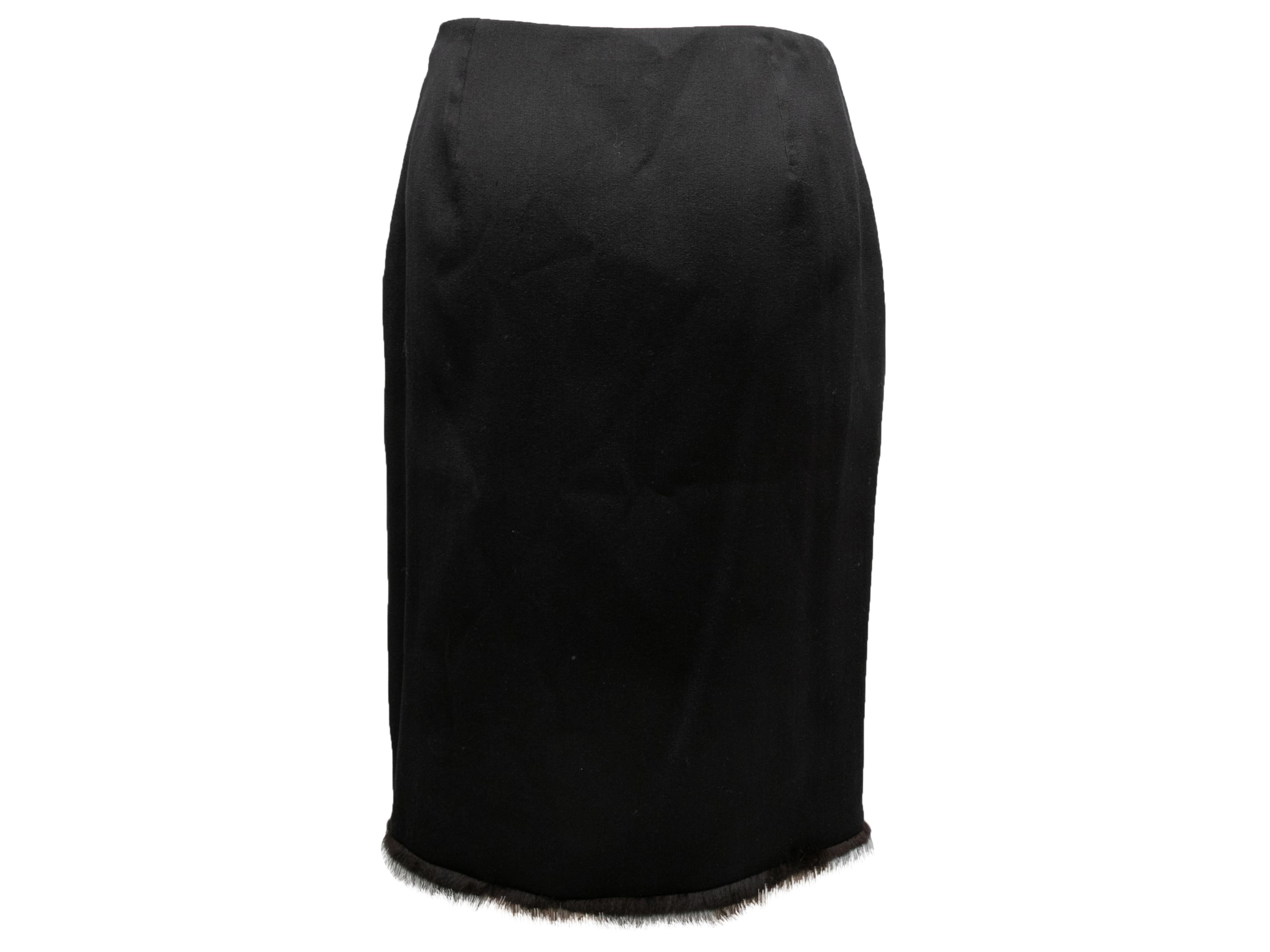 Women's Vintage Black Gianni Versace Fur-Trimmed Skirt Size IT 42 For Sale