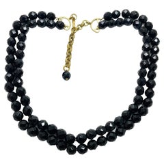 Collier vintage en perles de verre noir