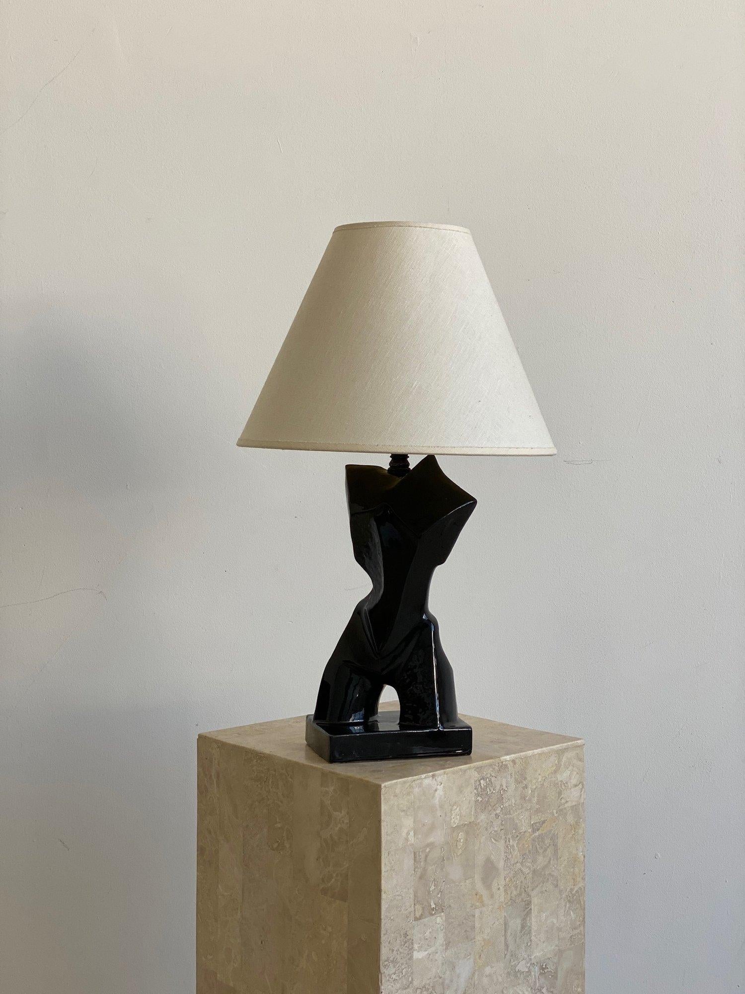 Lampe buste cubiste vintage en céramique émaillée noire attribuée à Heifetz, années 1950 en vente 3