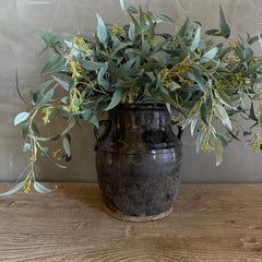 Cerámica esmaltada negra vintage