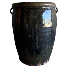 Cerámica esmaltada negra vintage