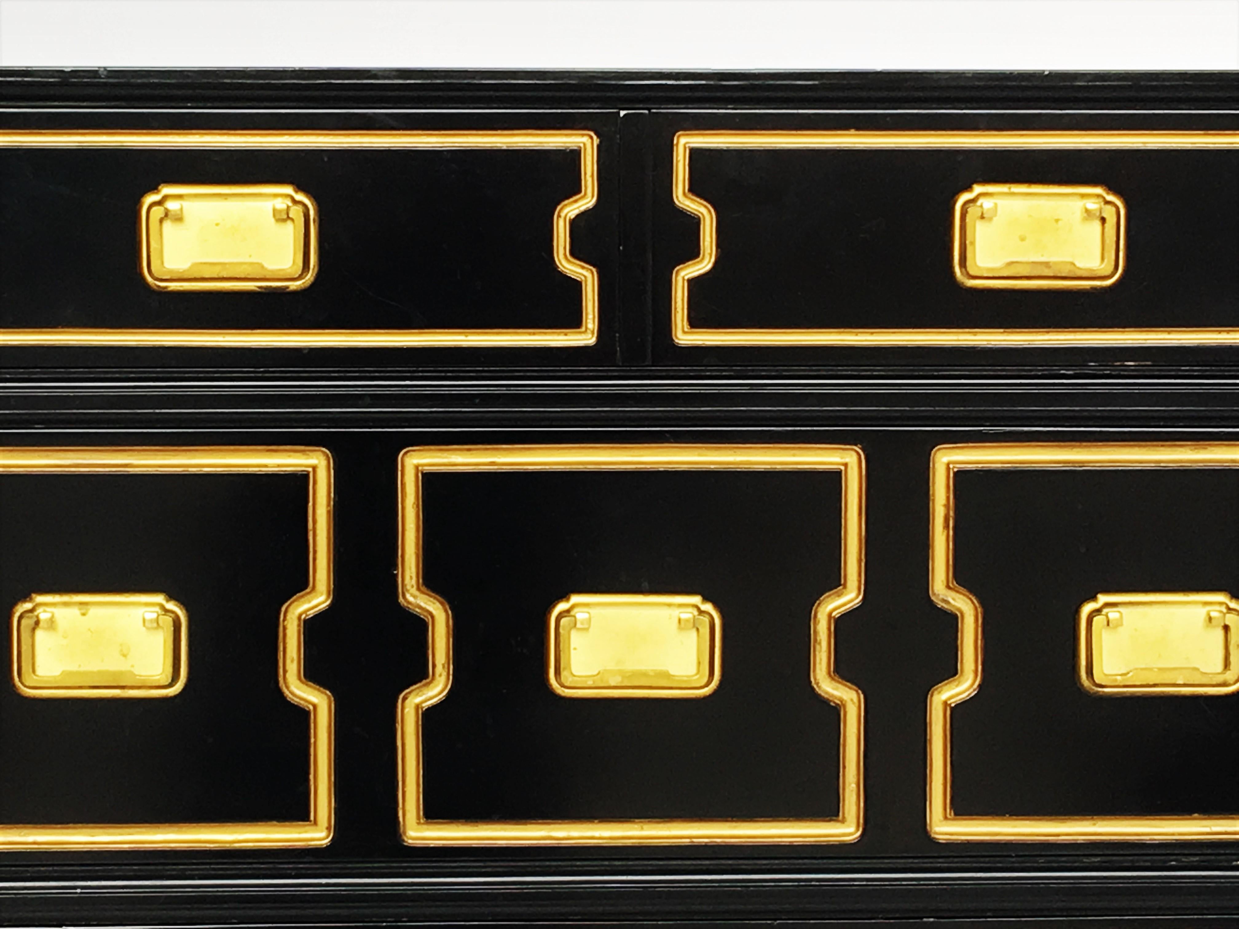 Mid-20th Century Vintage Black and Gold Dorothy Draper Style Chest For Sale