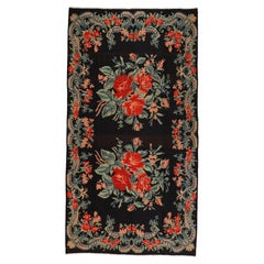 Bessarabischer Vintage-Kelim mit schwarzem Grund und botanischem Muster